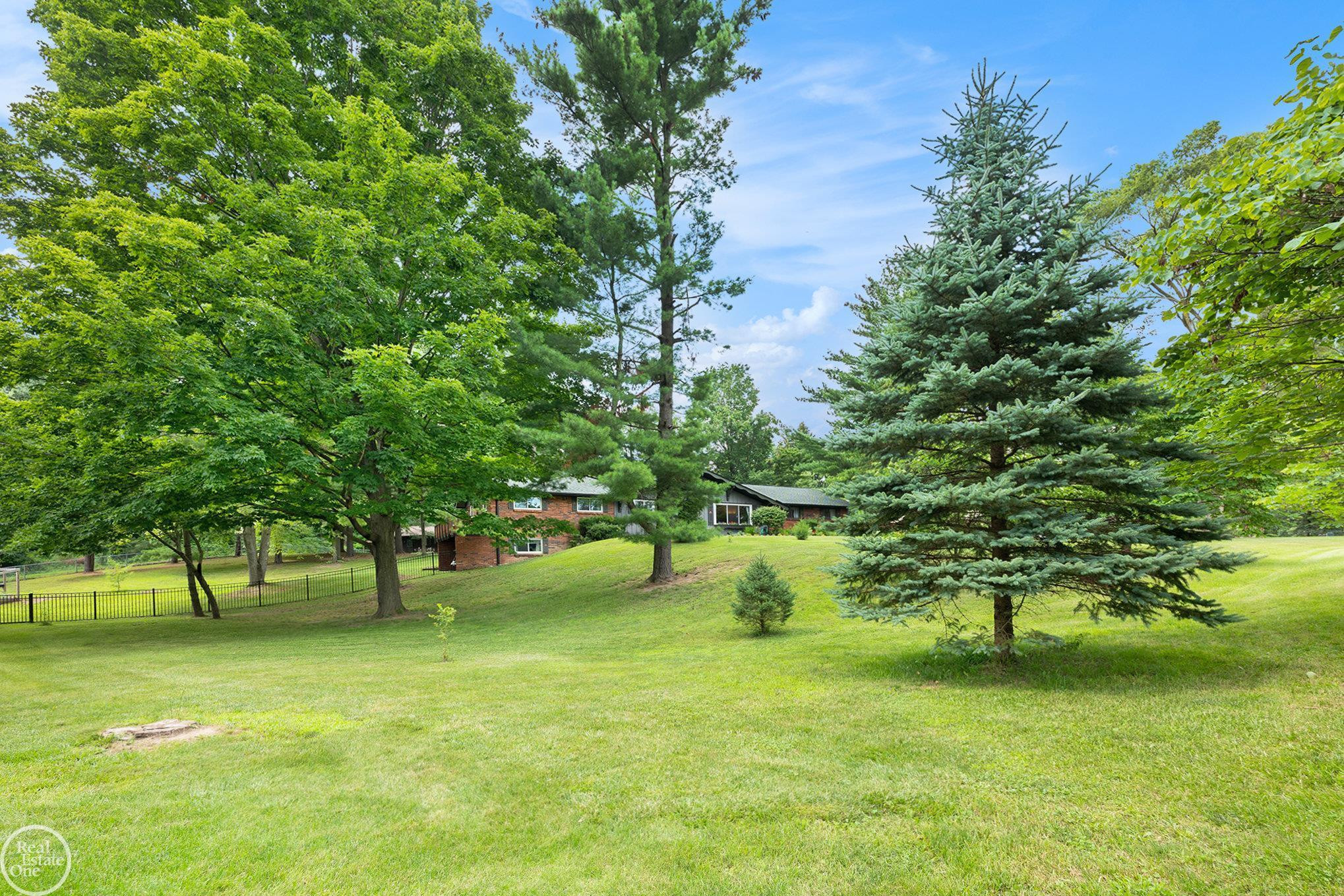 60701 Apache Lane, MI — Photo 3