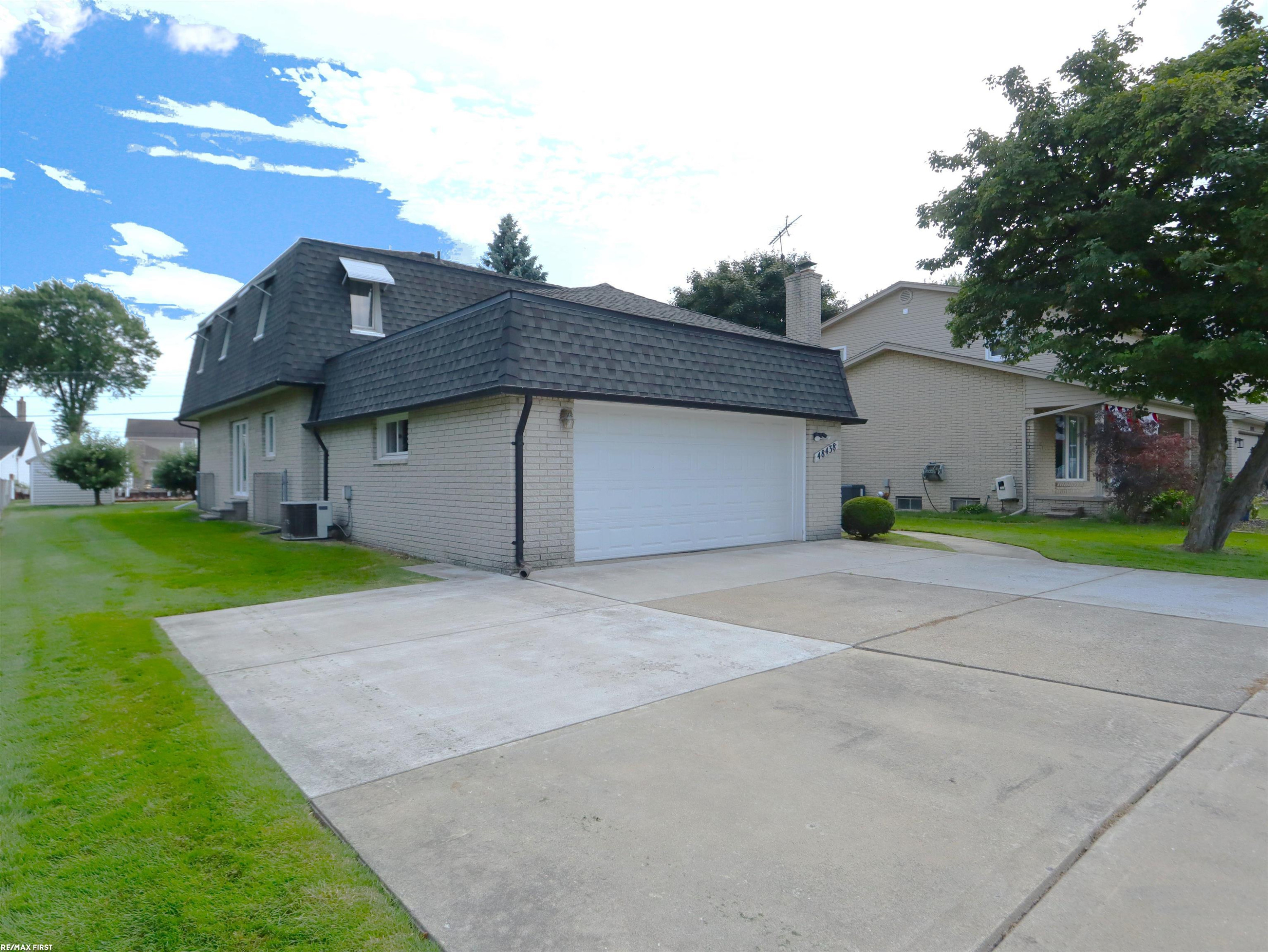 48438 Jefferson Avenue, Chesterfield, MI 48047 — Photo 2
