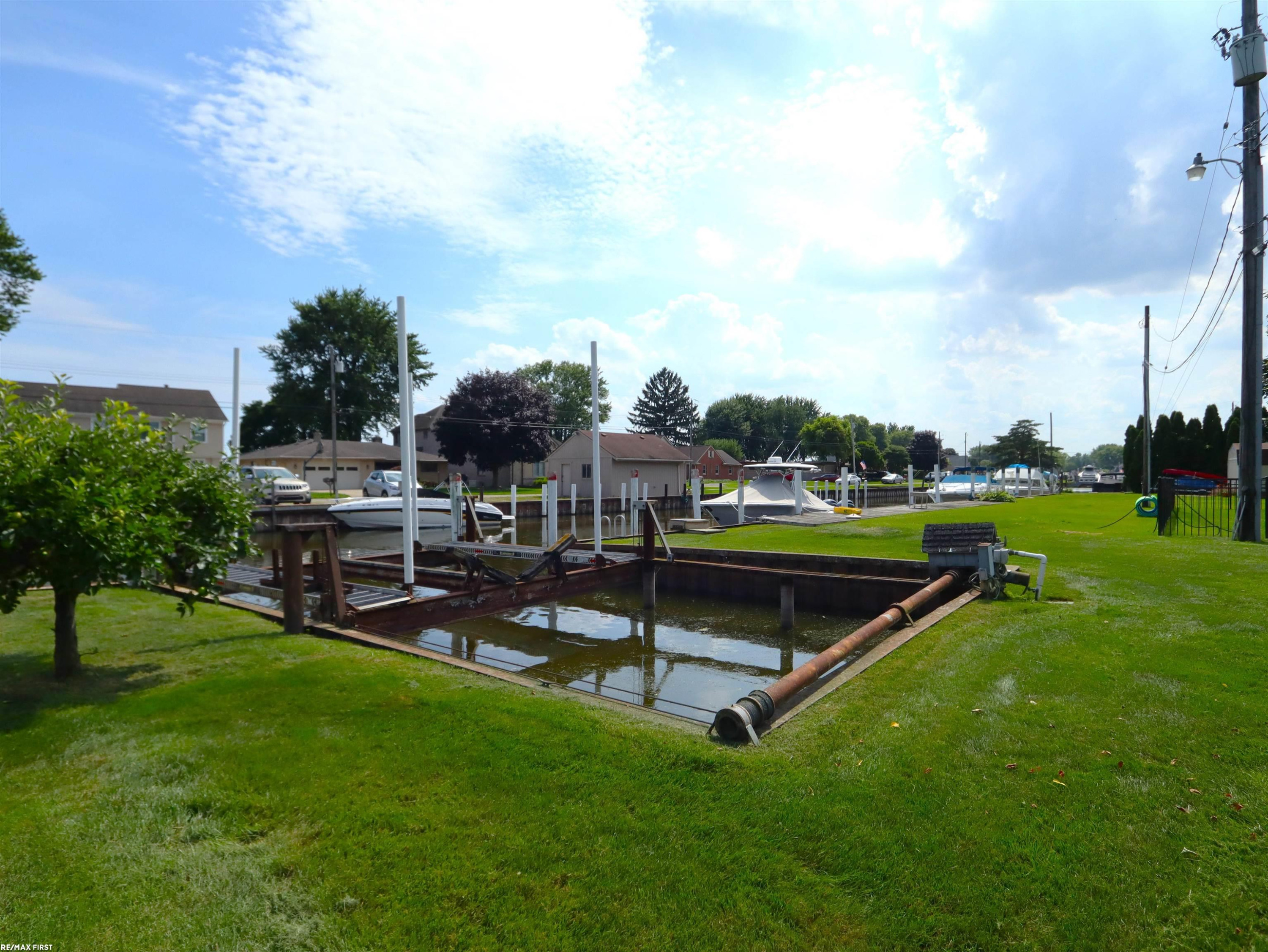 48438 Jefferson Avenue, Chesterfield, MI 48047 — Photo 9