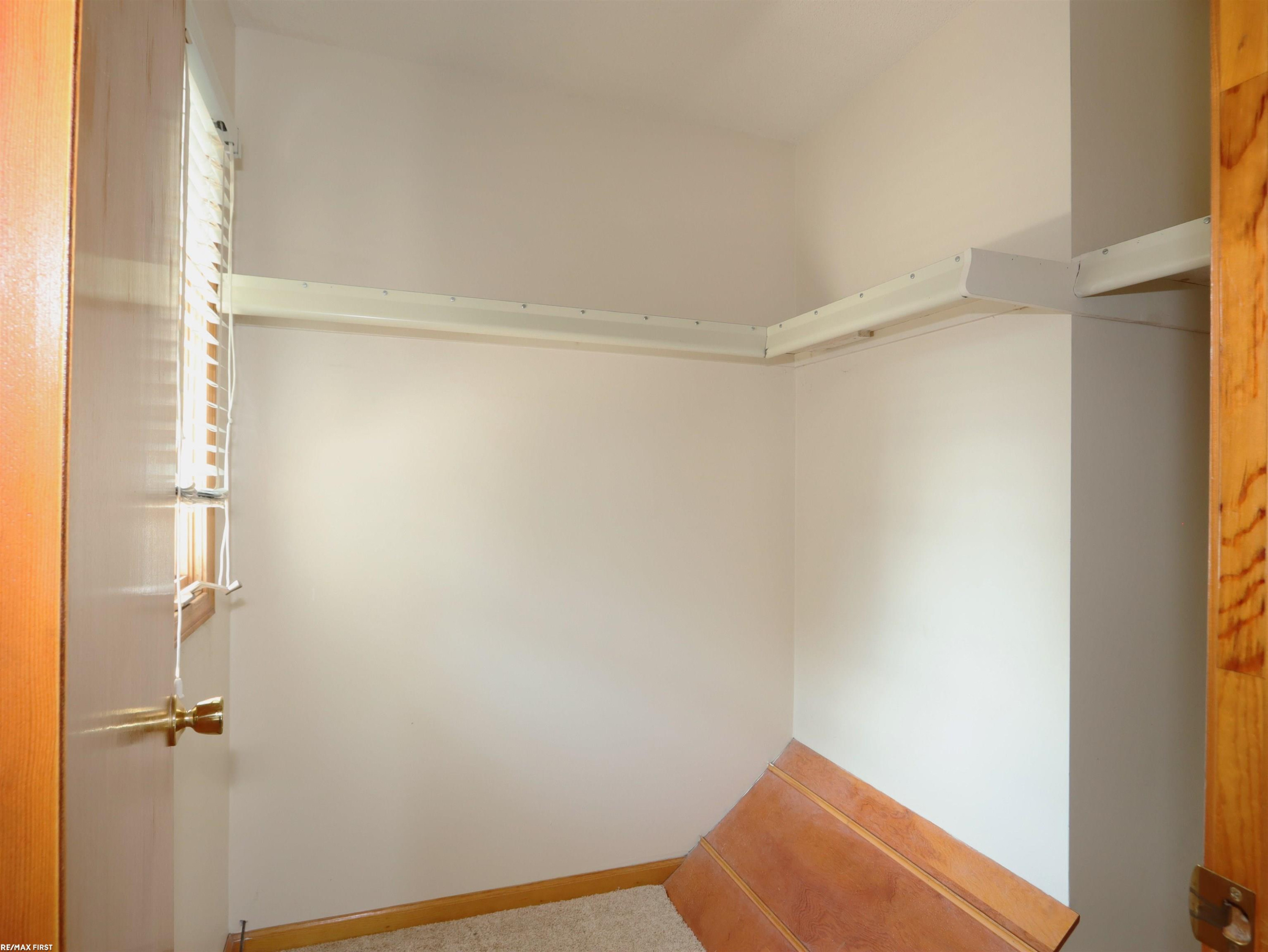 48438 Jefferson Avenue, Chesterfield, MI 48047 — Photo 22