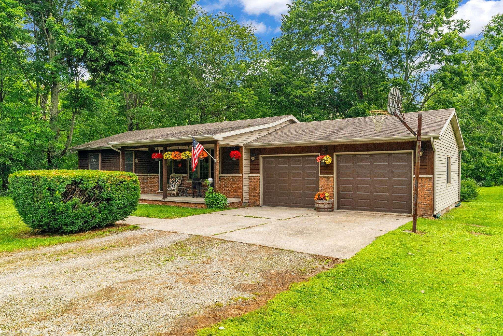 4404 Atkins Road, Port Huron, MI 48060 — Photo 3
