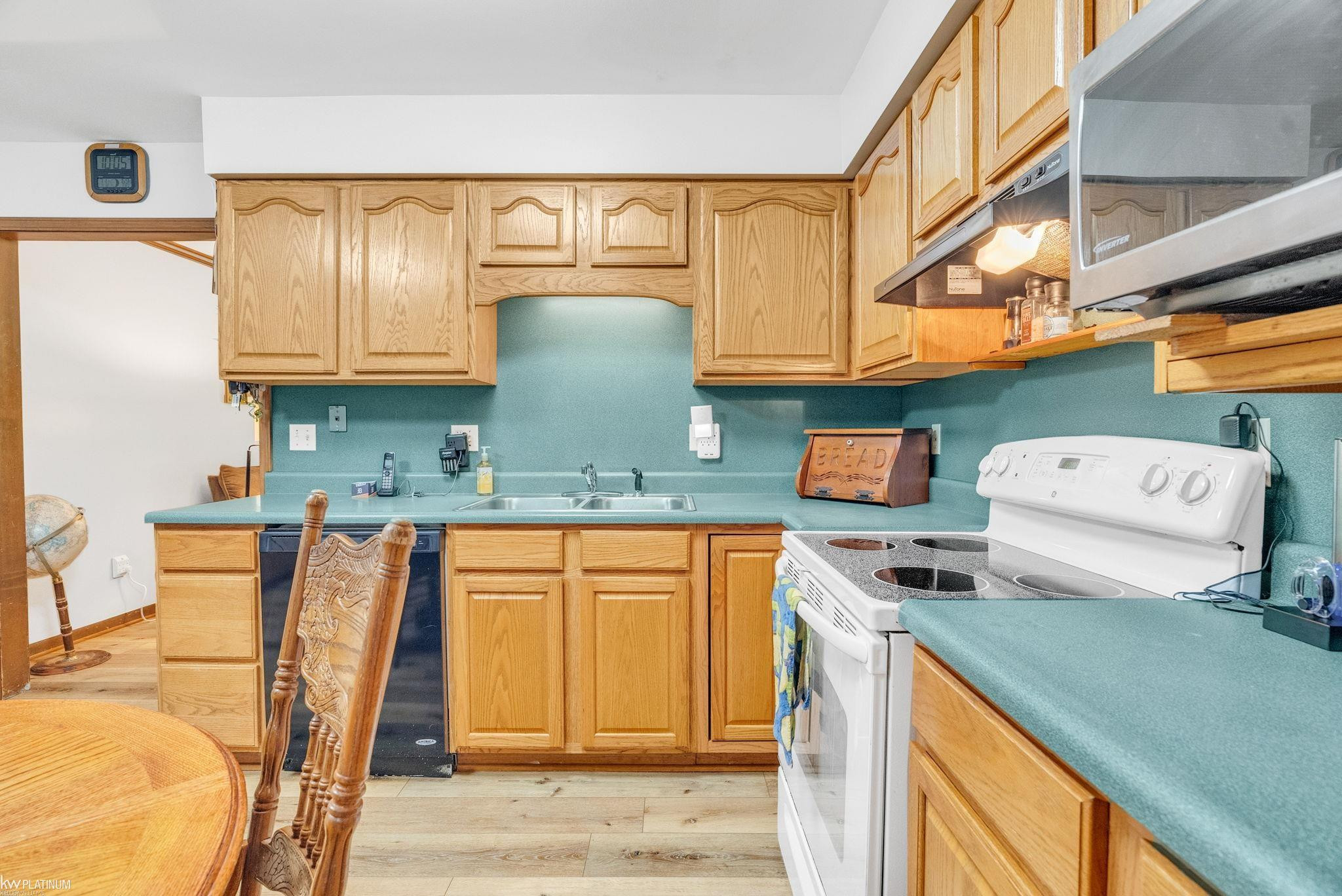 4404 Atkins Road, Port Huron, MI 48060 — Photo 13