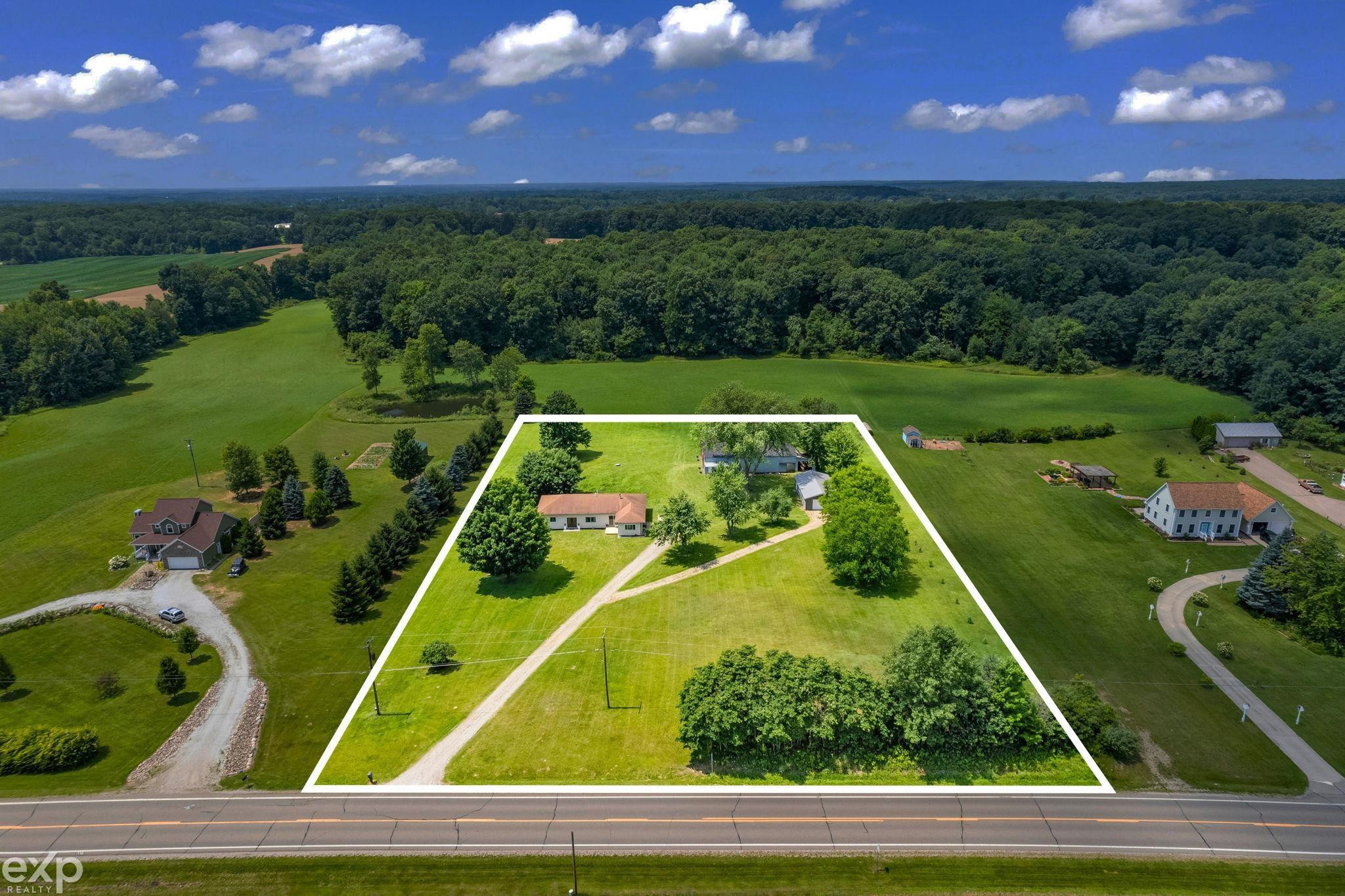 2443 N Lake Pleasant Street, Arcadia, MI 48412 — Photo 4