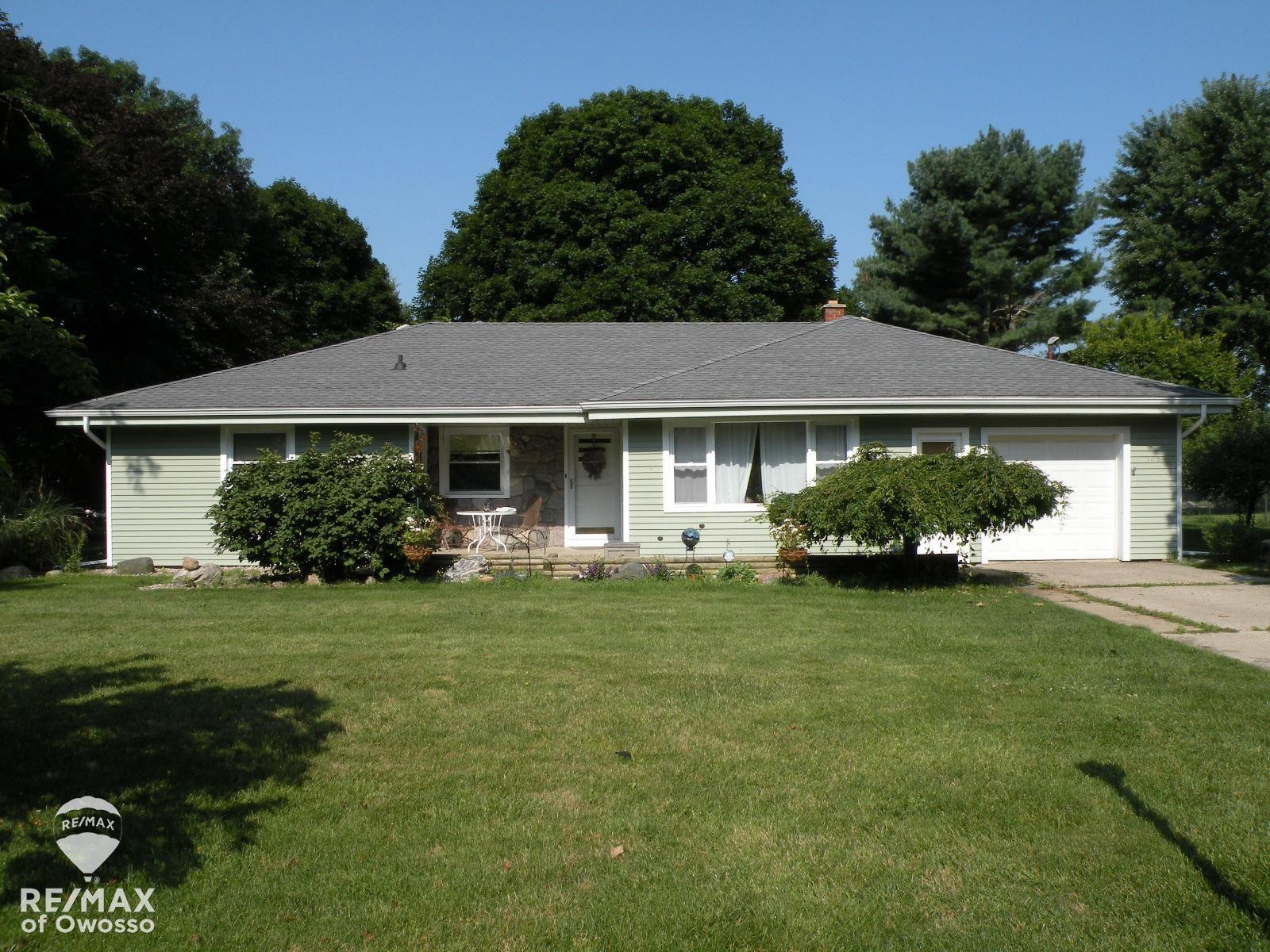 308 Carole, Elsie, MI 48831 — front exterior