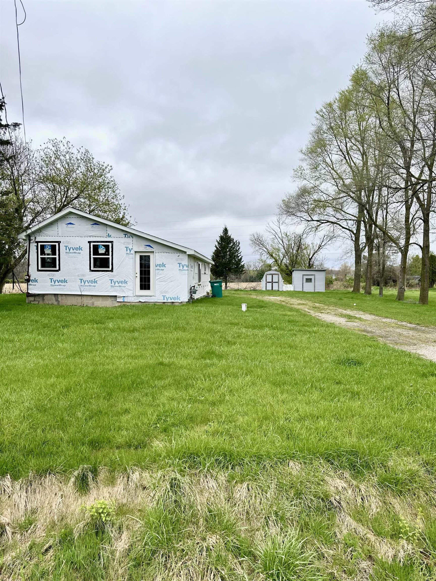 11695 E Lytle, MI 48449 — front exterior