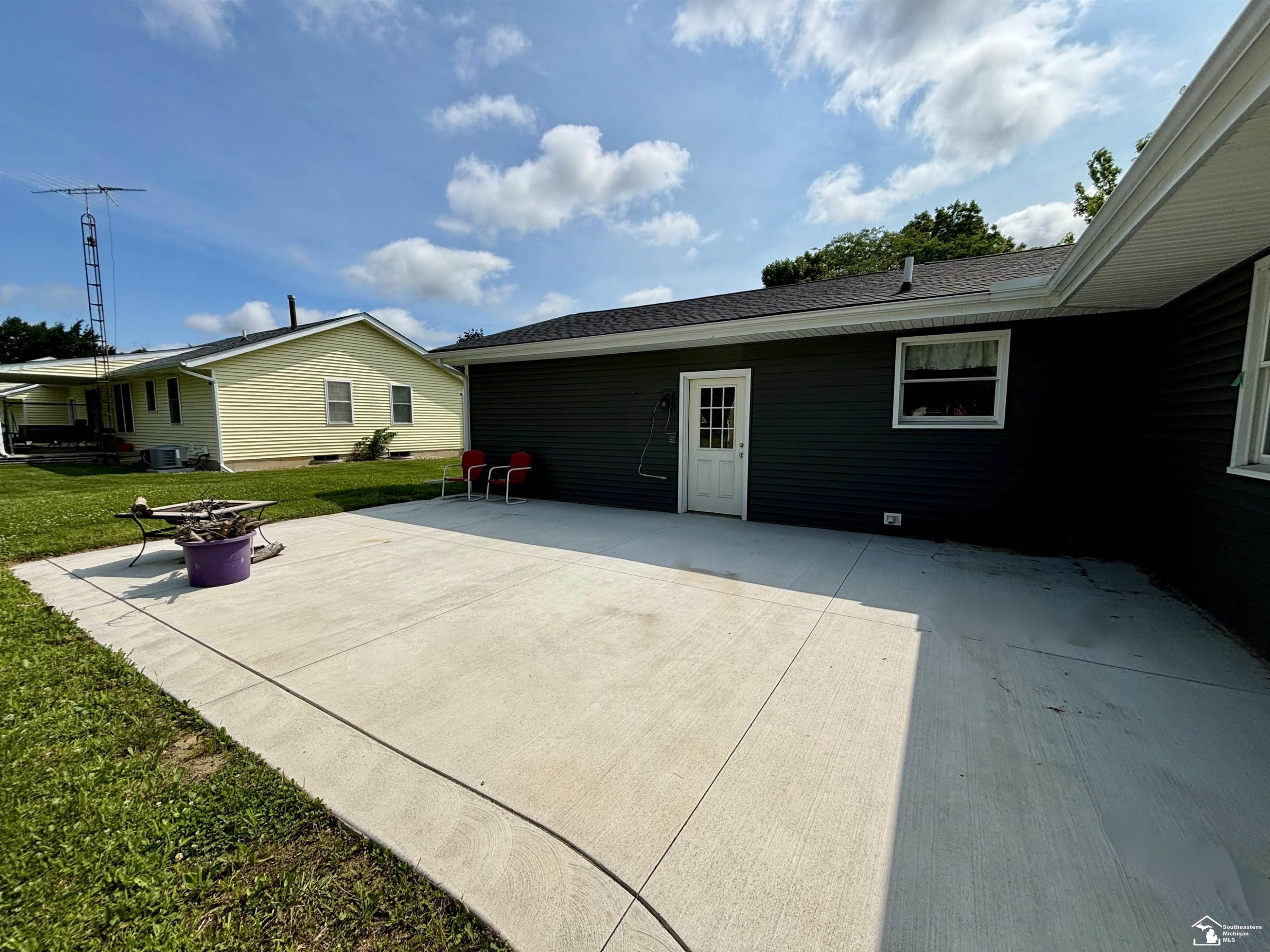 178 Melrose Avenue, Adrian, MI 49221 — Photo 13