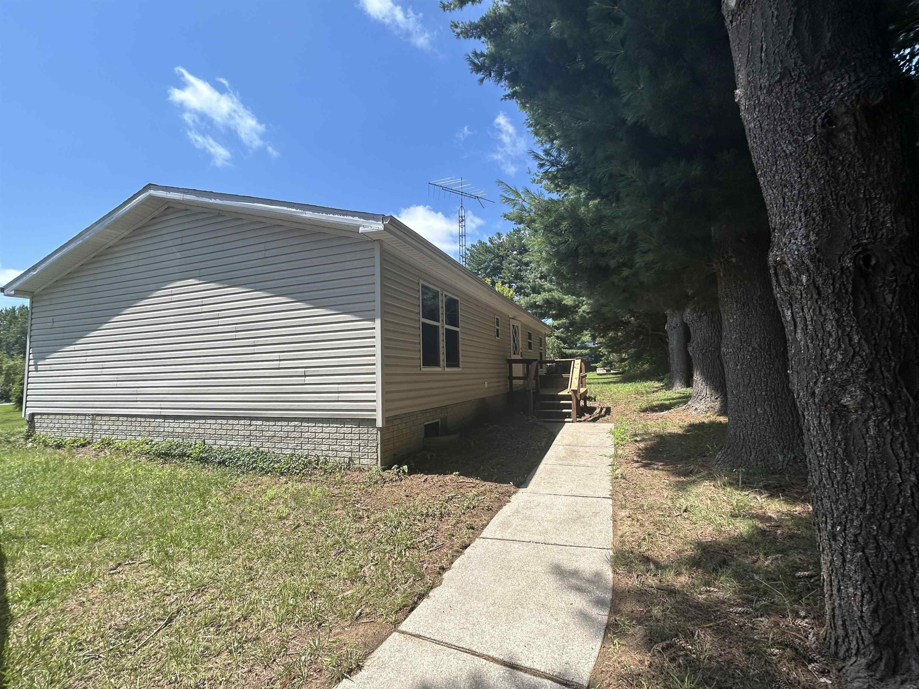 5974 Barnes, Millington, MI 48746 — Photo 3
