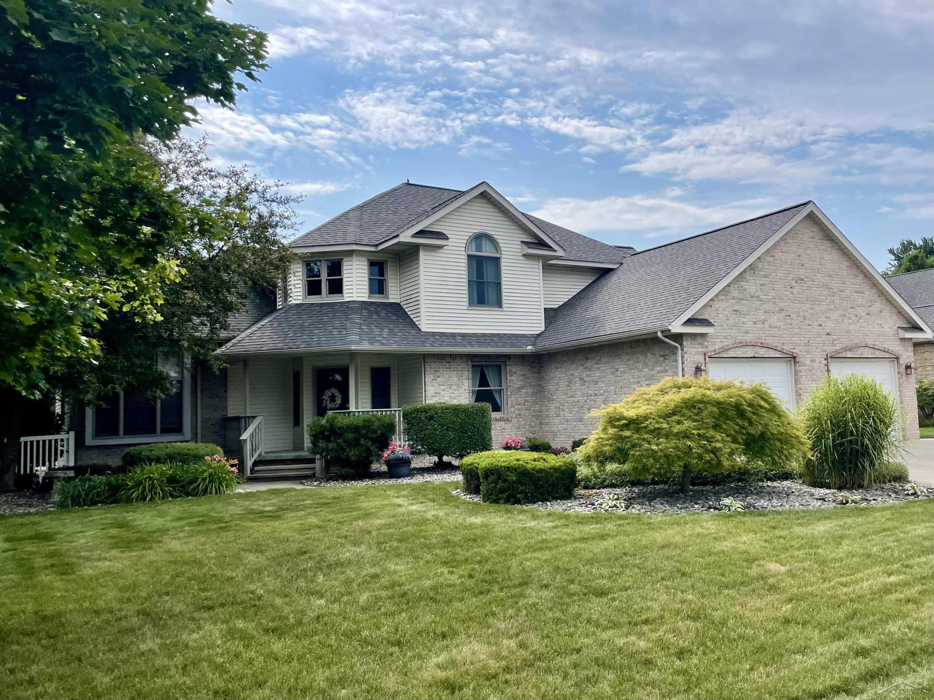 401 Ireland Court, Auburn, MI 48611 — Photo 2