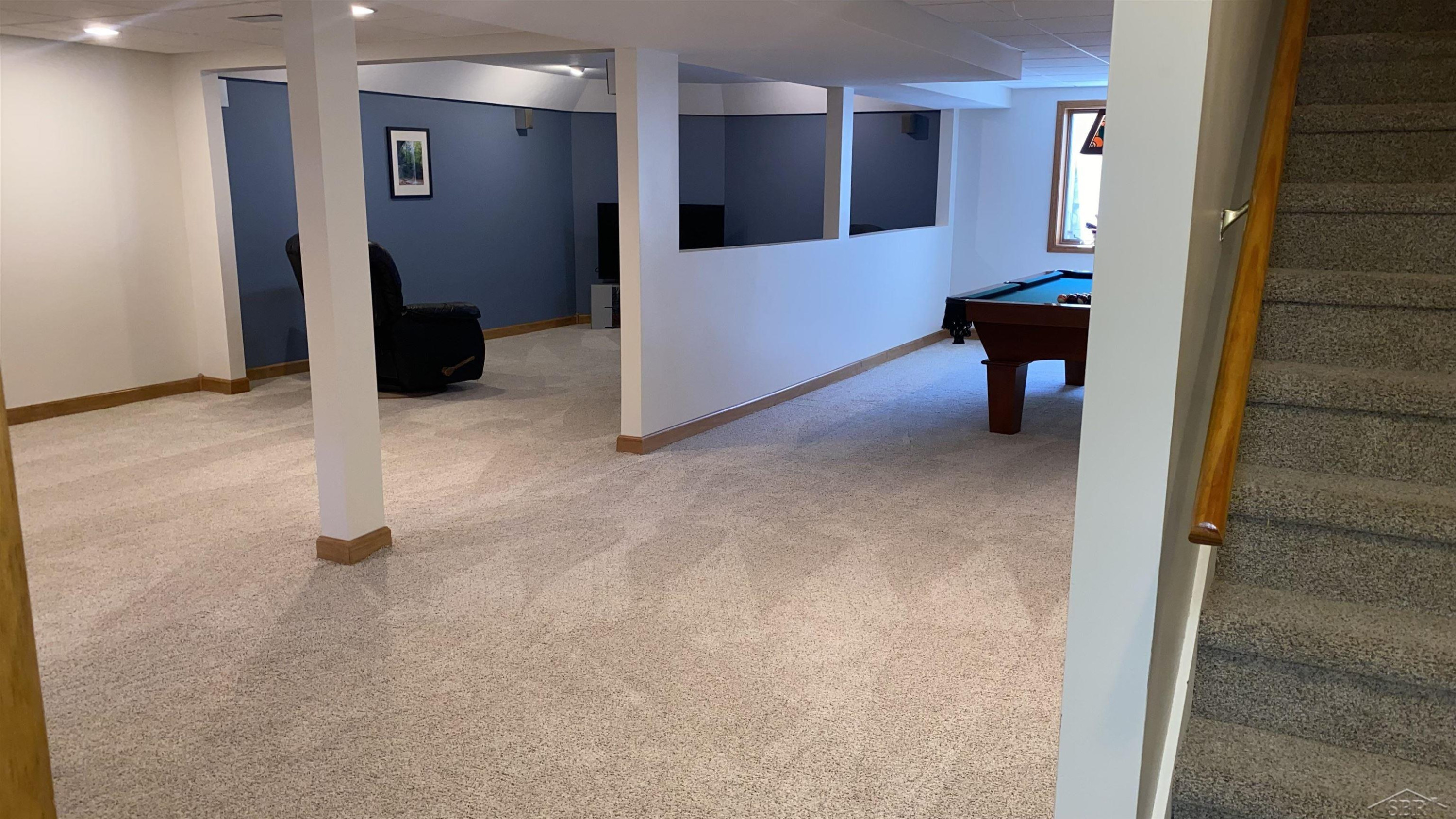 401 Ireland Court, Auburn, MI 48611 — Photo 32