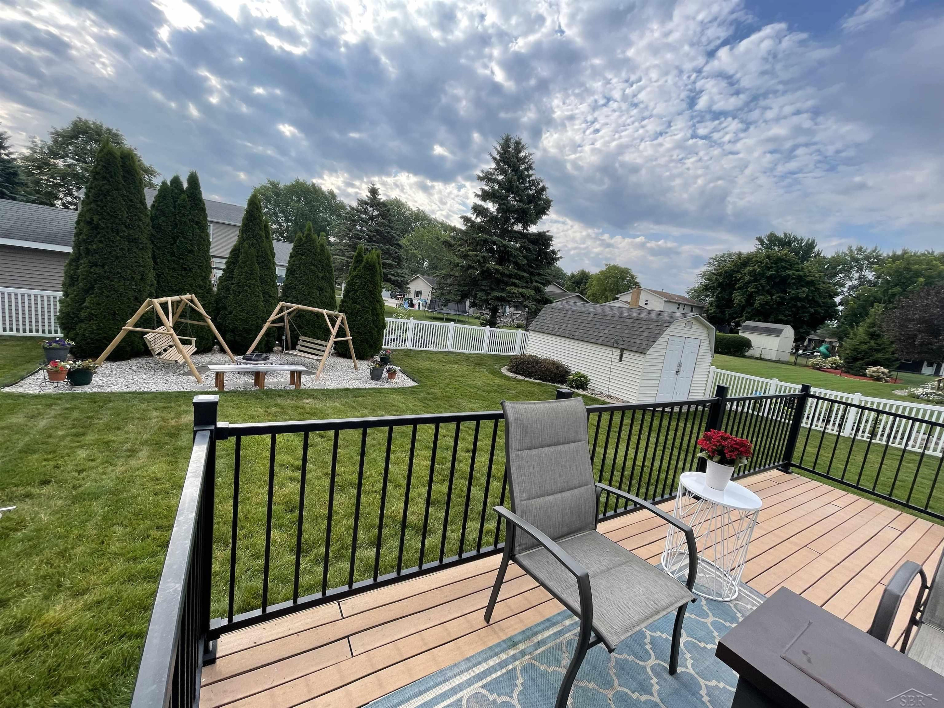 401 Ireland Court, Auburn, MI 48611 — Photo 43