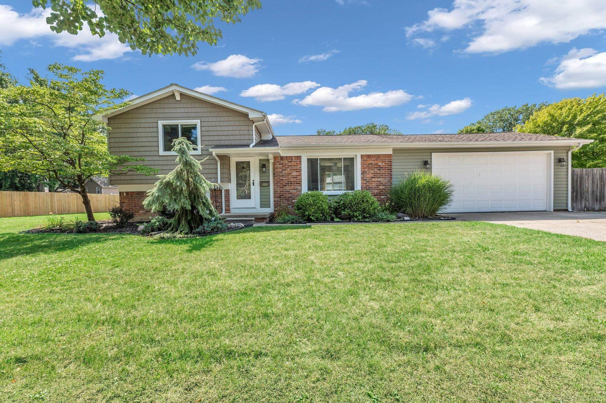 643 Donnalee Drive, Monroe, MI 48162 — front exterior
