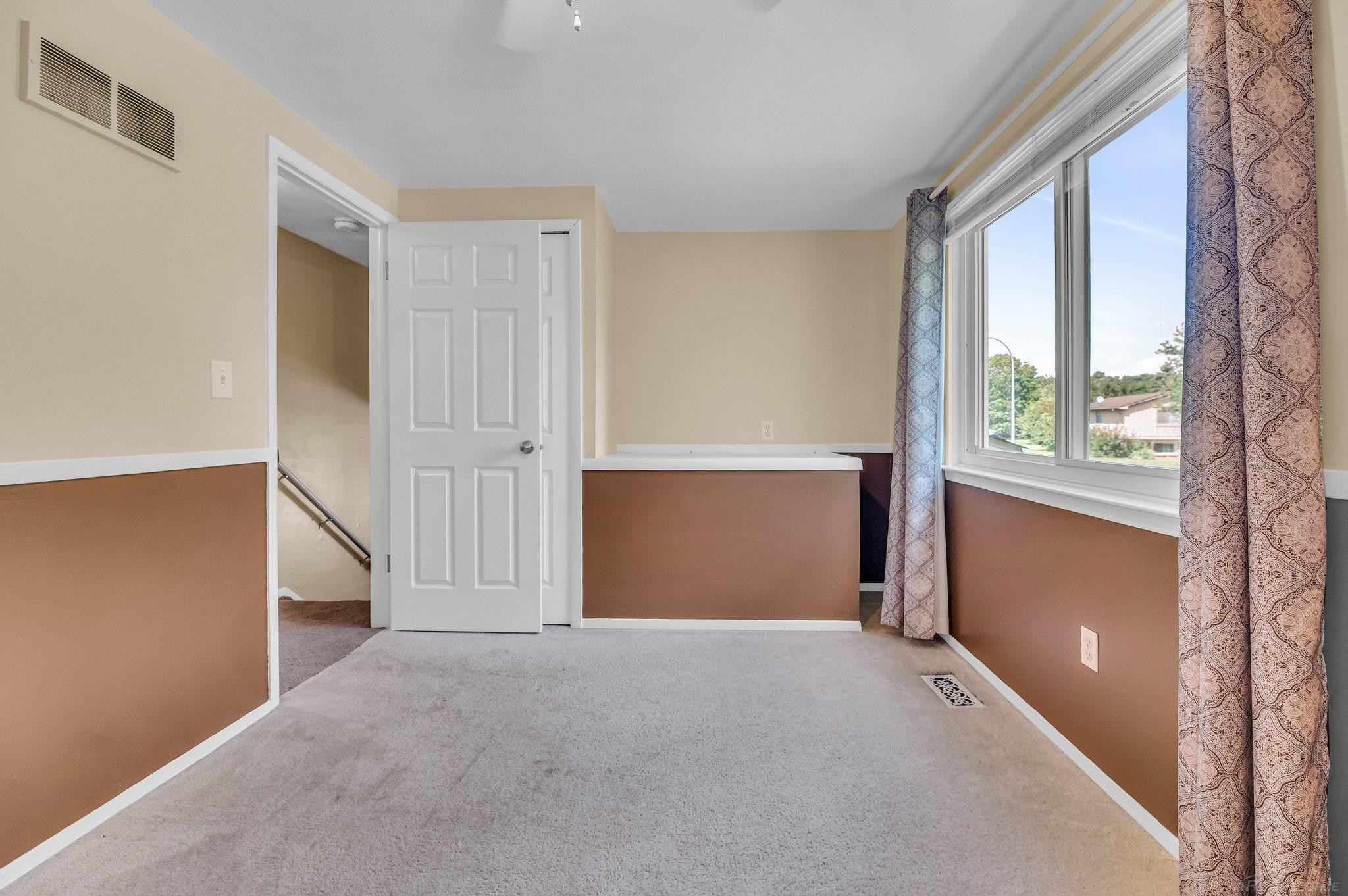 643 Donnalee Drive, Monroe, MI 48162 — Photo 12