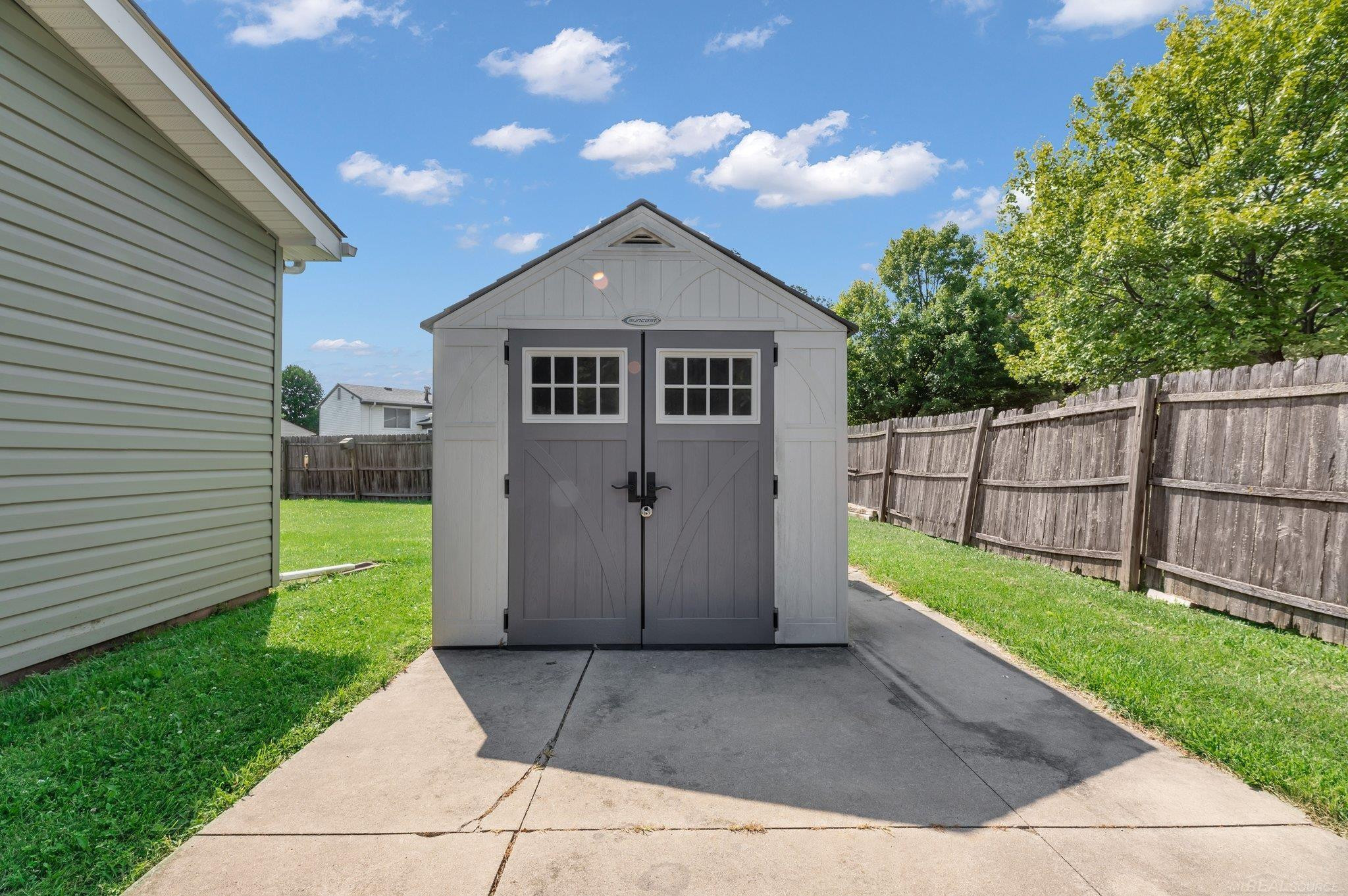 643 Donnalee Drive, Monroe, MI 48162 — Photo 23