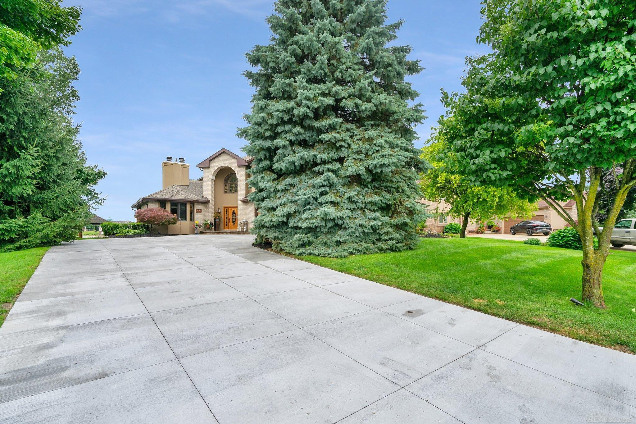 700 Lakes Edge Drive, Oxford, MI 48371 — Photo 3