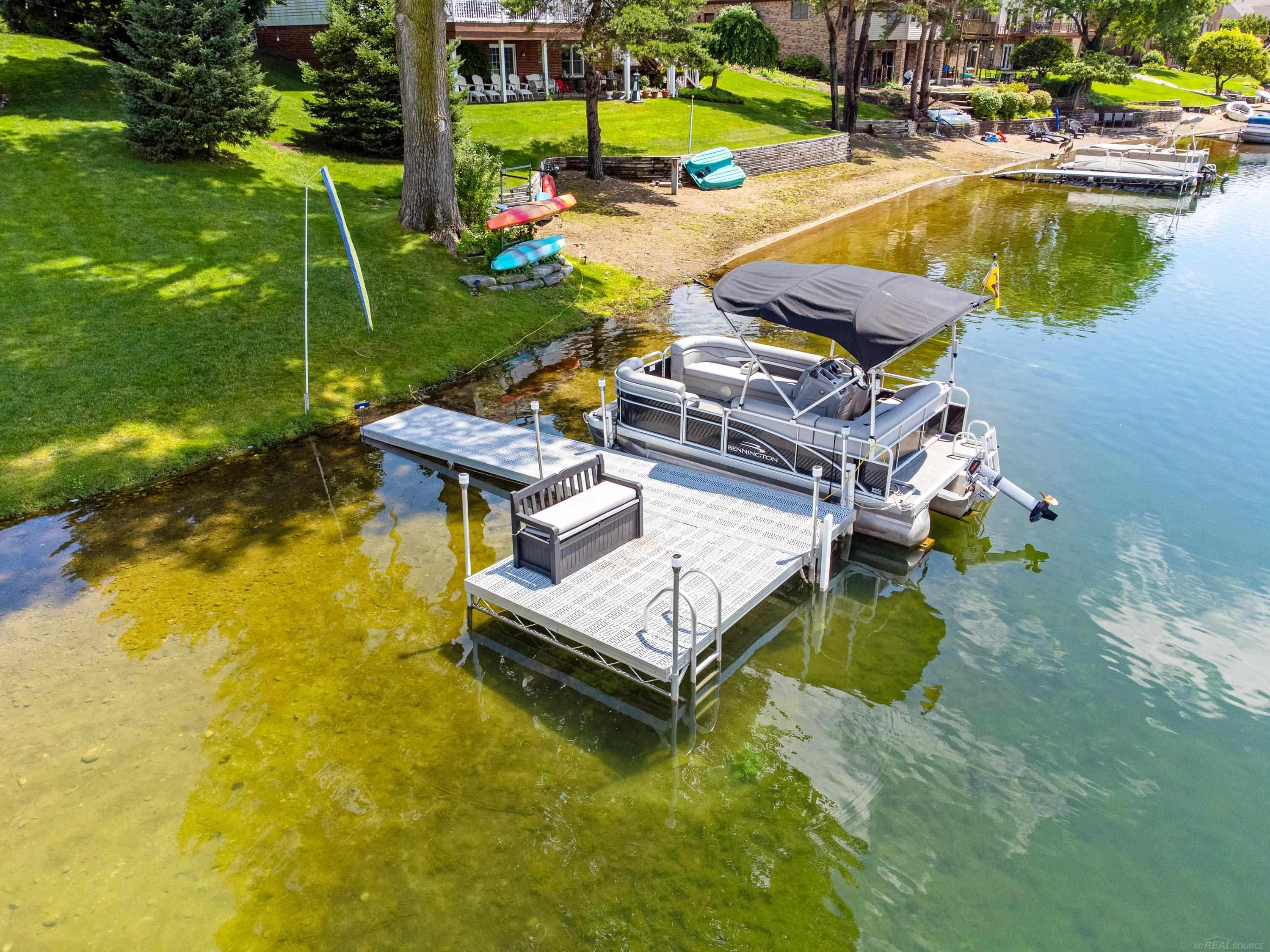 700 Lakes Edge Drive, Oxford, MI 48371 — Photo 23