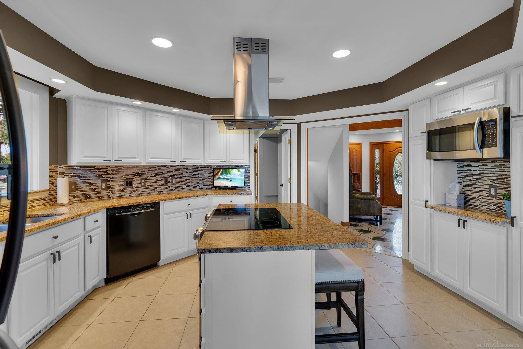 700 Lakes Edge Drive, Oxford, MI 48371 — Photo 31