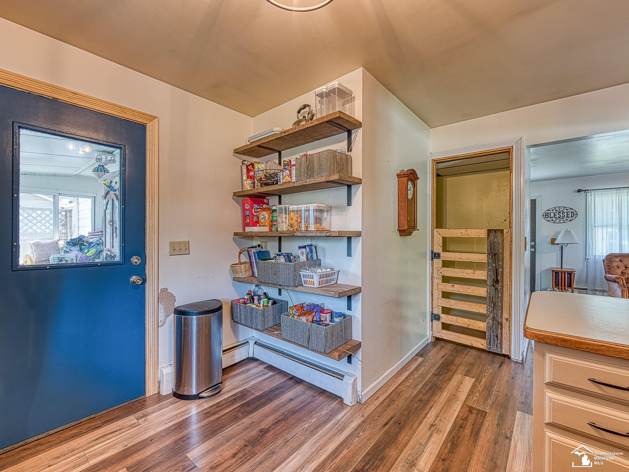 12790 Beaver, Carleton, MI 48117 — Photo 6