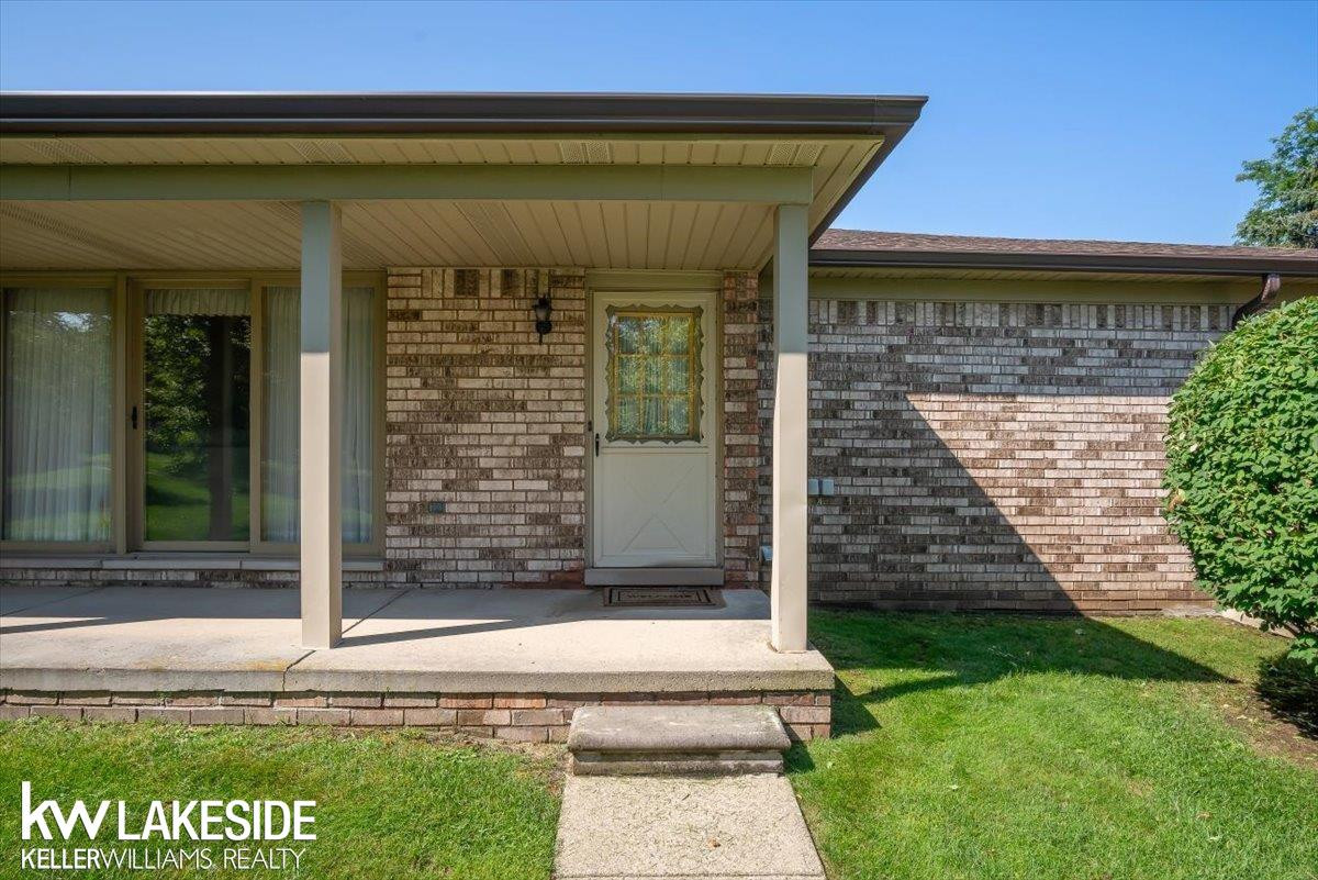 49266 Ashley Court, Utica, MI 48315 — Photo 20