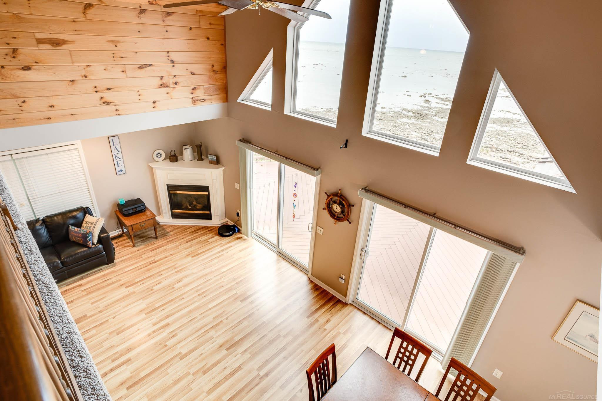 5020 Shorefront Lane, MI — Photo 34