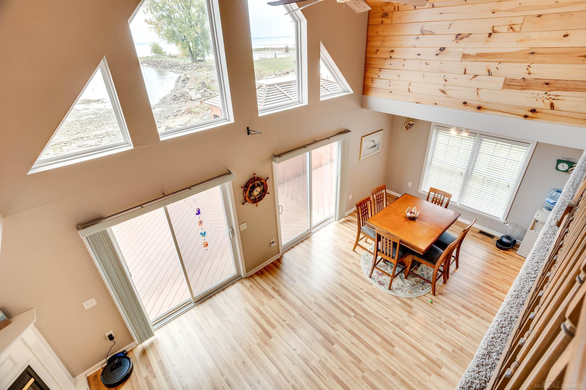 5020 Shorefront Lane, MI — Photo 35