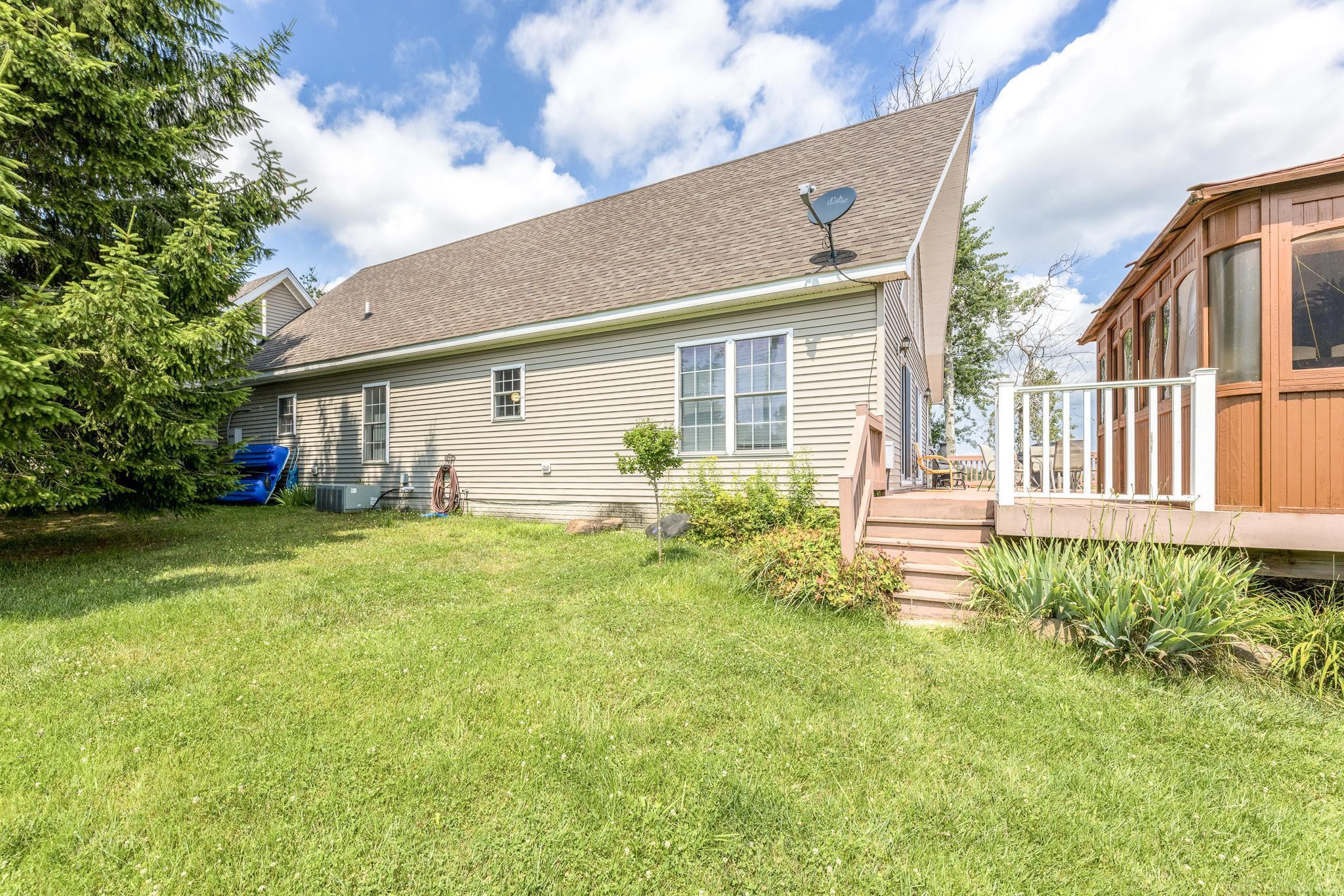 5020 Shorefront Lane, MI — Photo 43