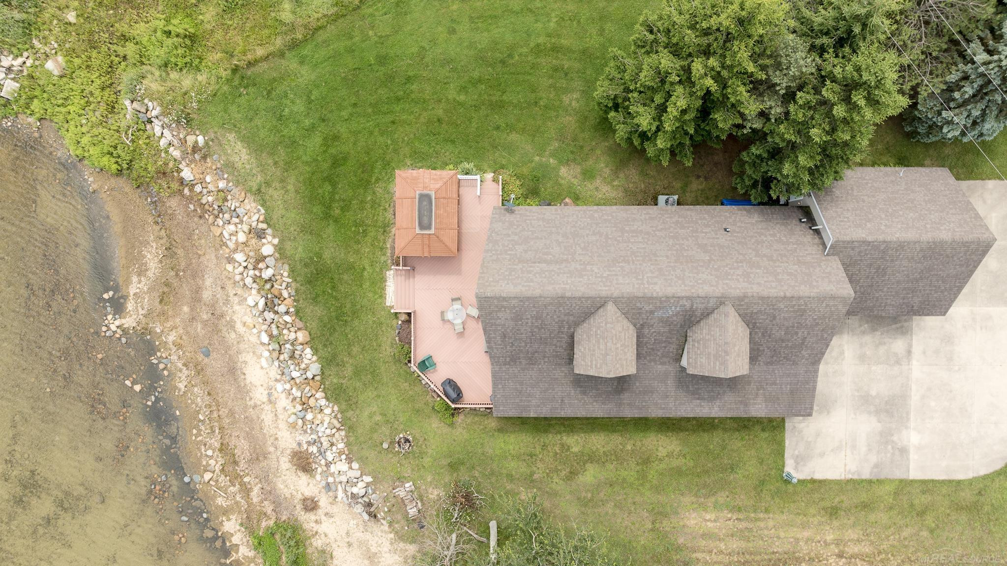 5020 Shorefront Lane, MI — Photo 46