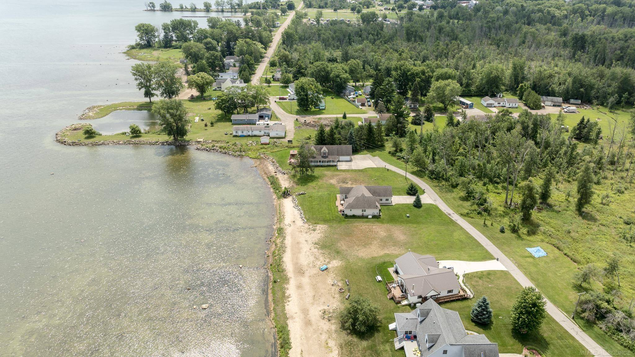 5020 Shorefront Lane, MI — Photo 49