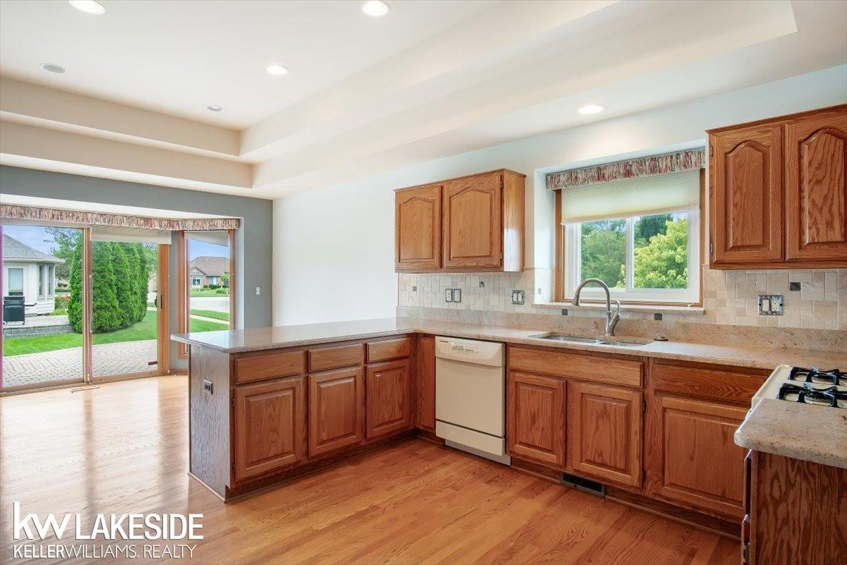 54296 Jack Drive, Macomb, MI 48042 — Photo 8