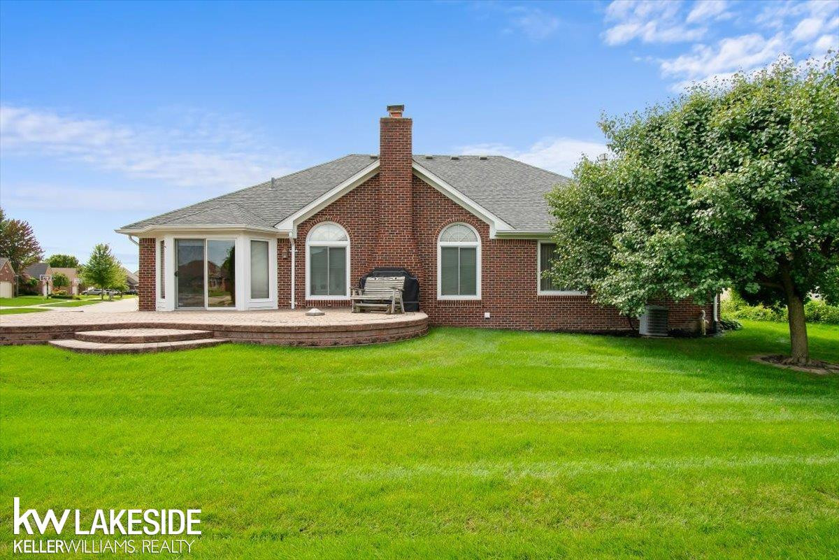 54296 Jack Drive, Macomb, MI 48042 — Photo 36
