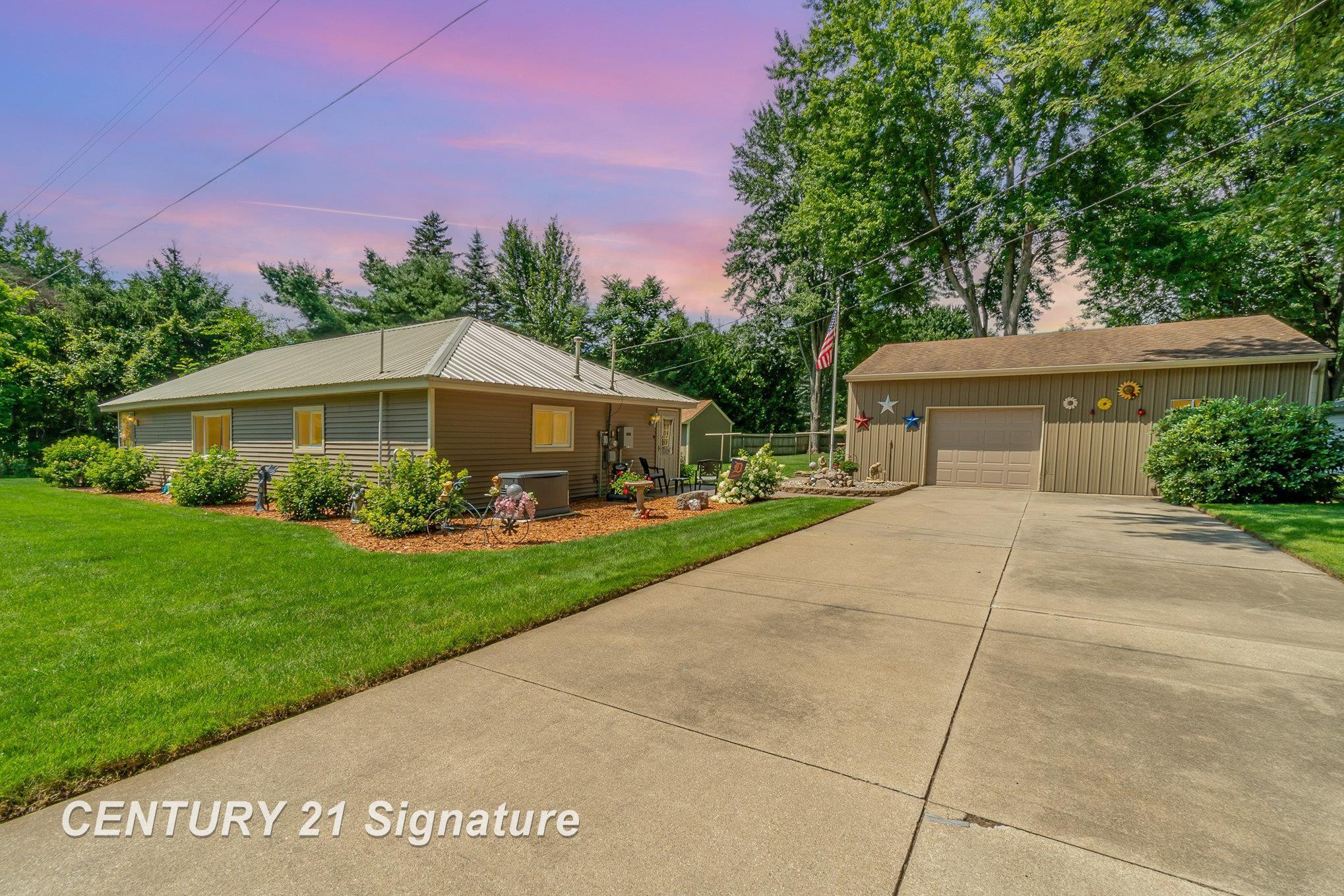 1015 Park Court, Saint Charles, MI 48655 — front exterior