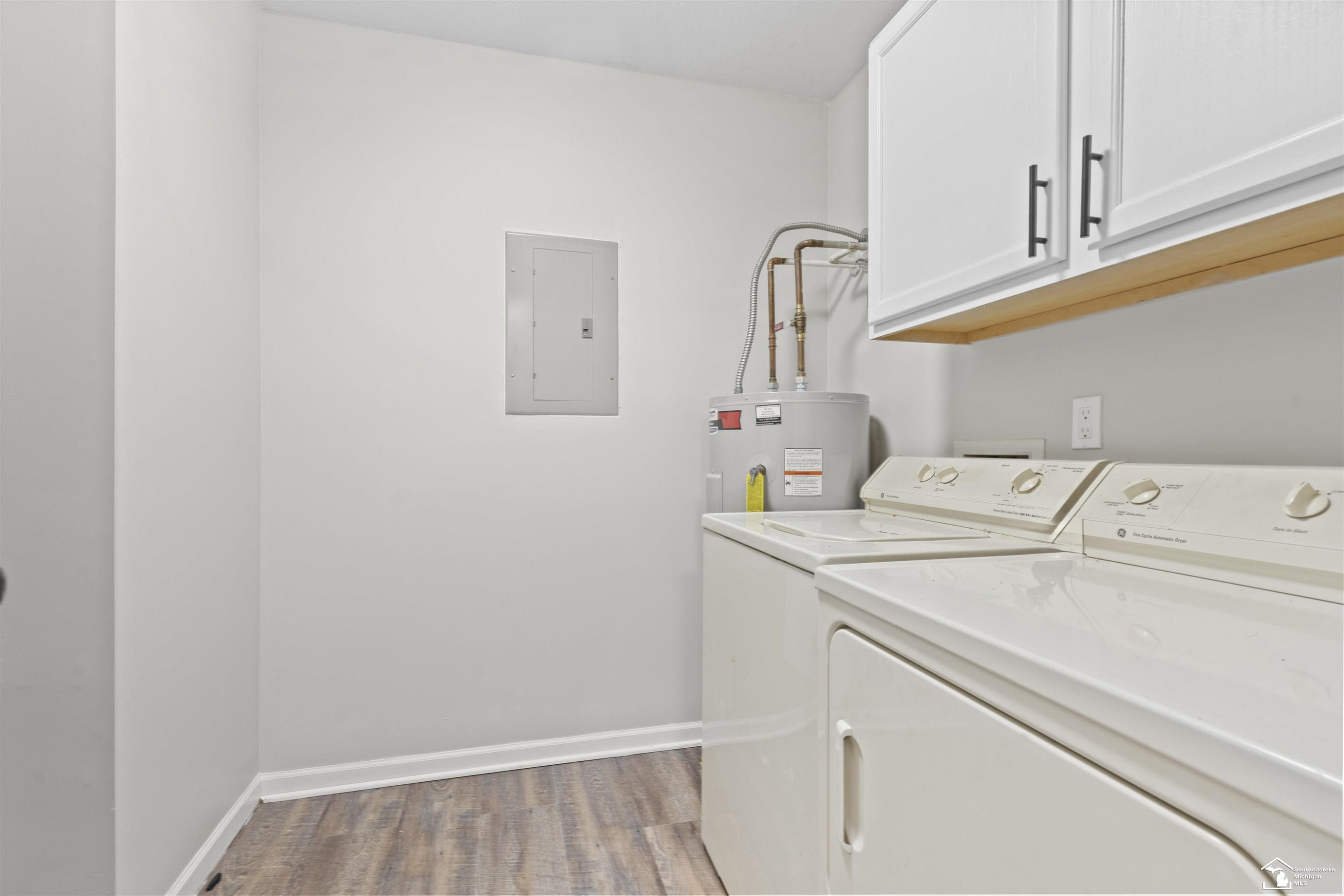 1405 Harbour, 145, Trenton, MI 48183 — Photo 9