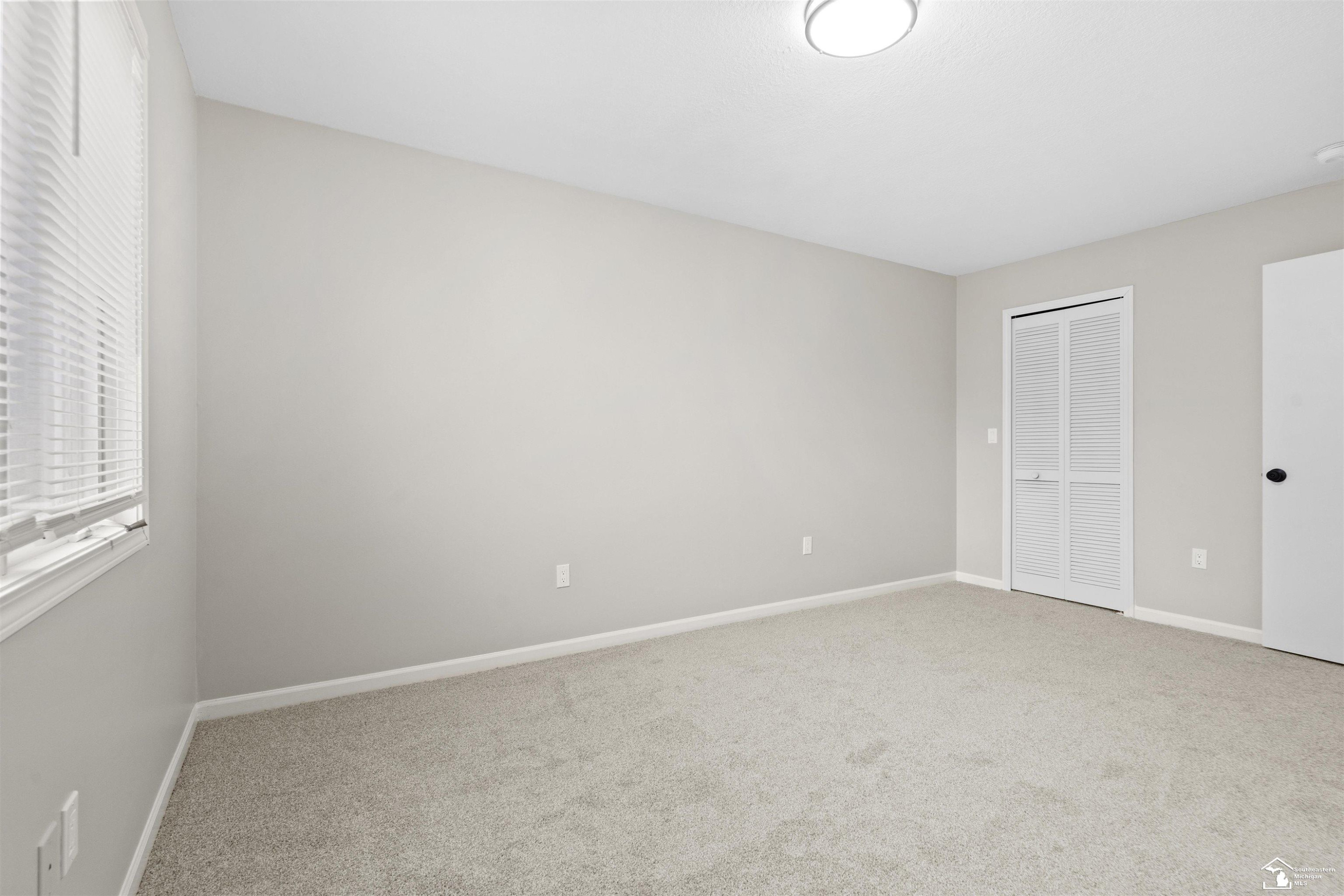 1405 Harbour, 145, Trenton, MI 48183 — Photo 19