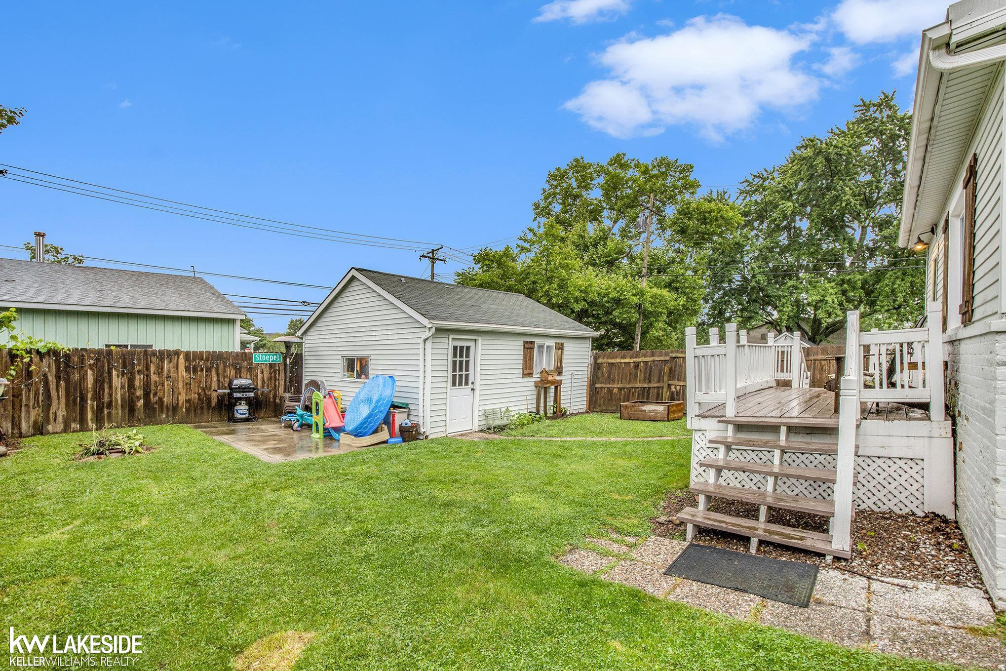 291 E Lafayette Street, MI 48065 — Photo 17