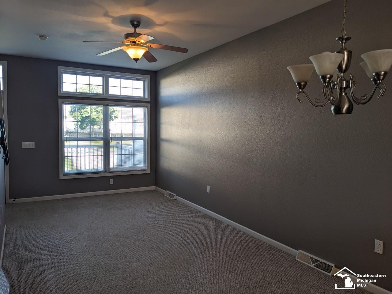 511 Mackinaw, Luna Pier, MI 48157 — Photo 3