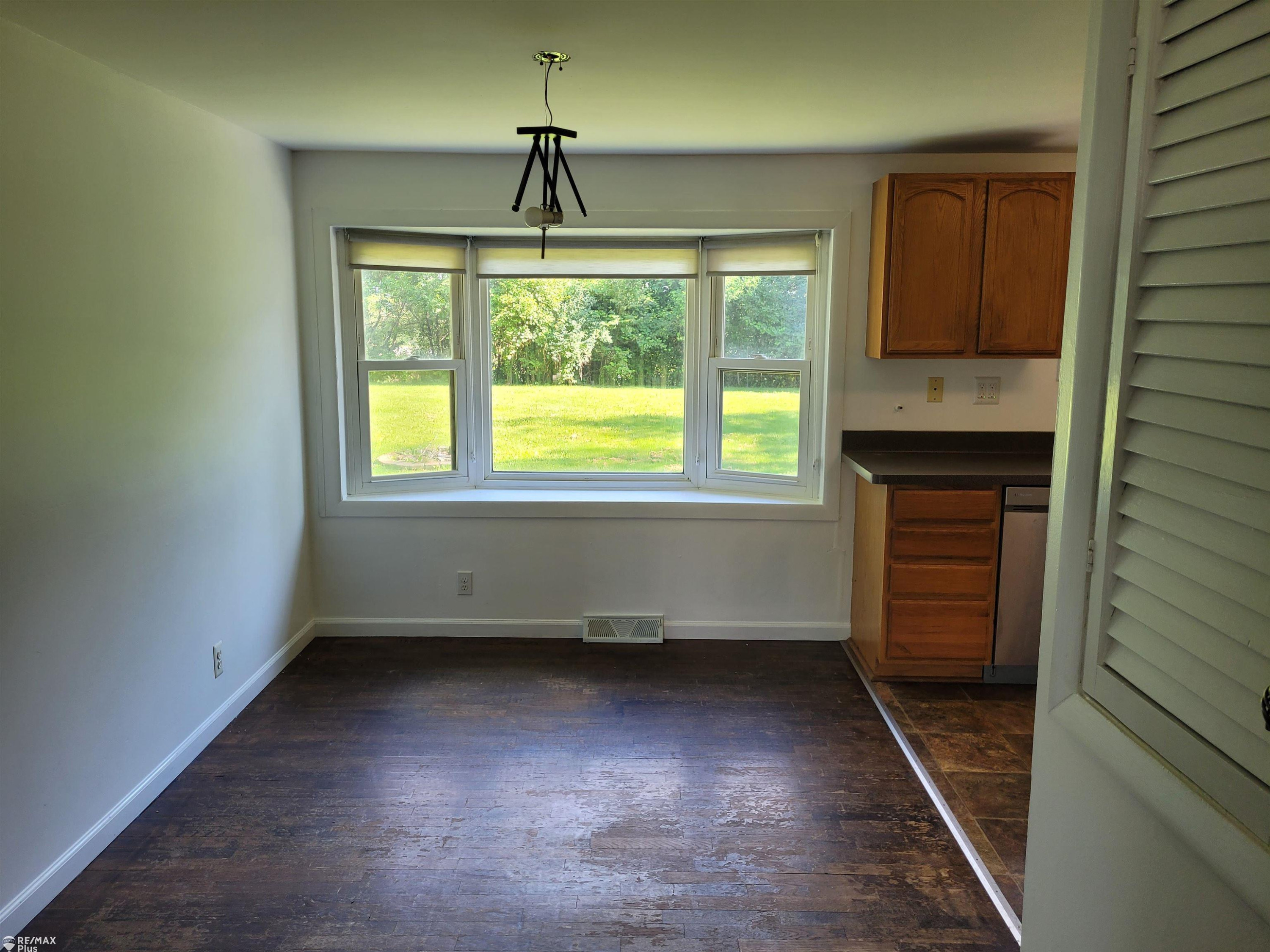 1307 Sharon, Lapeer, MI 48446 — Photo 7