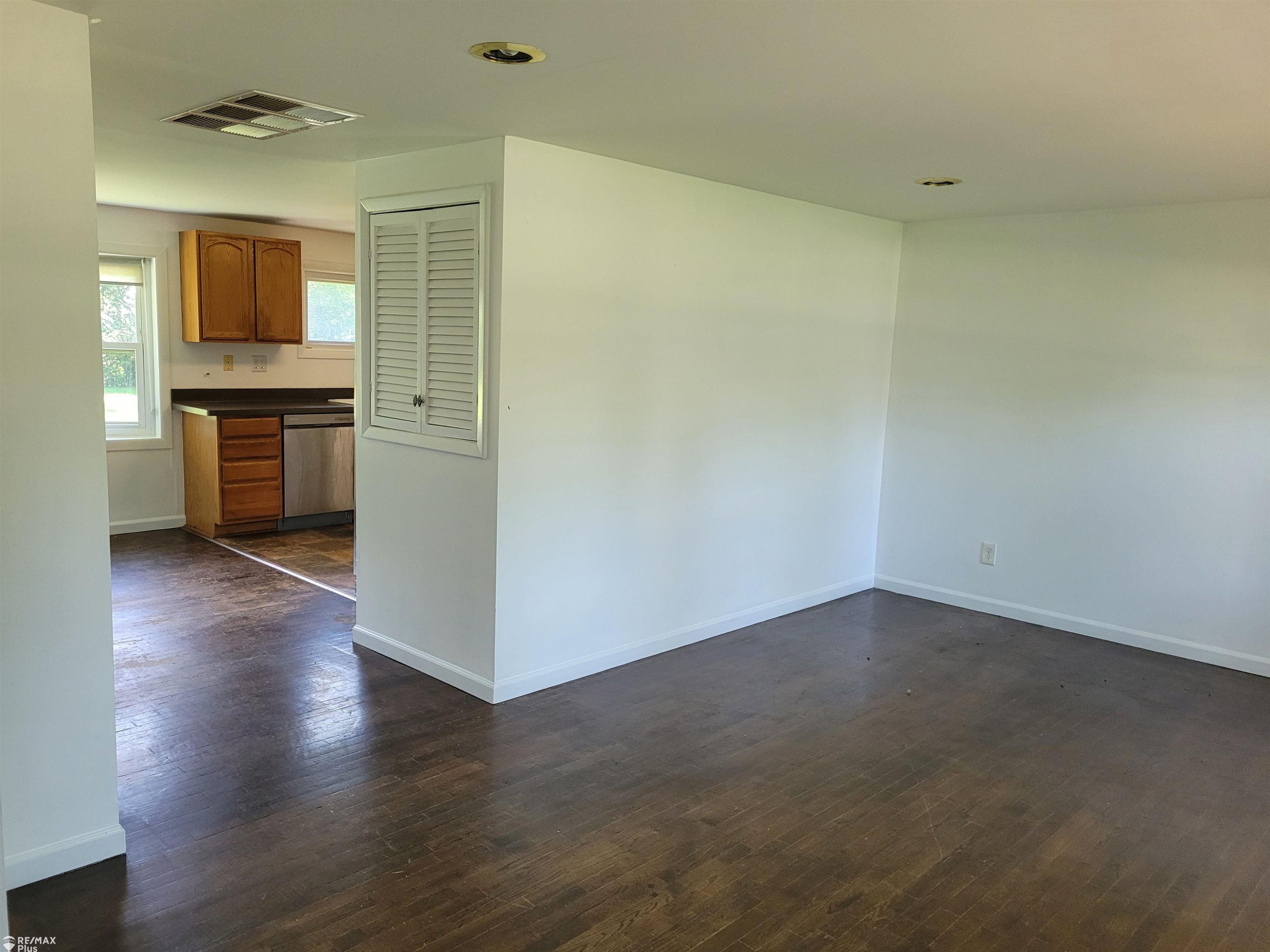 1307 Sharon, Lapeer, MI 48446 — Photo 8