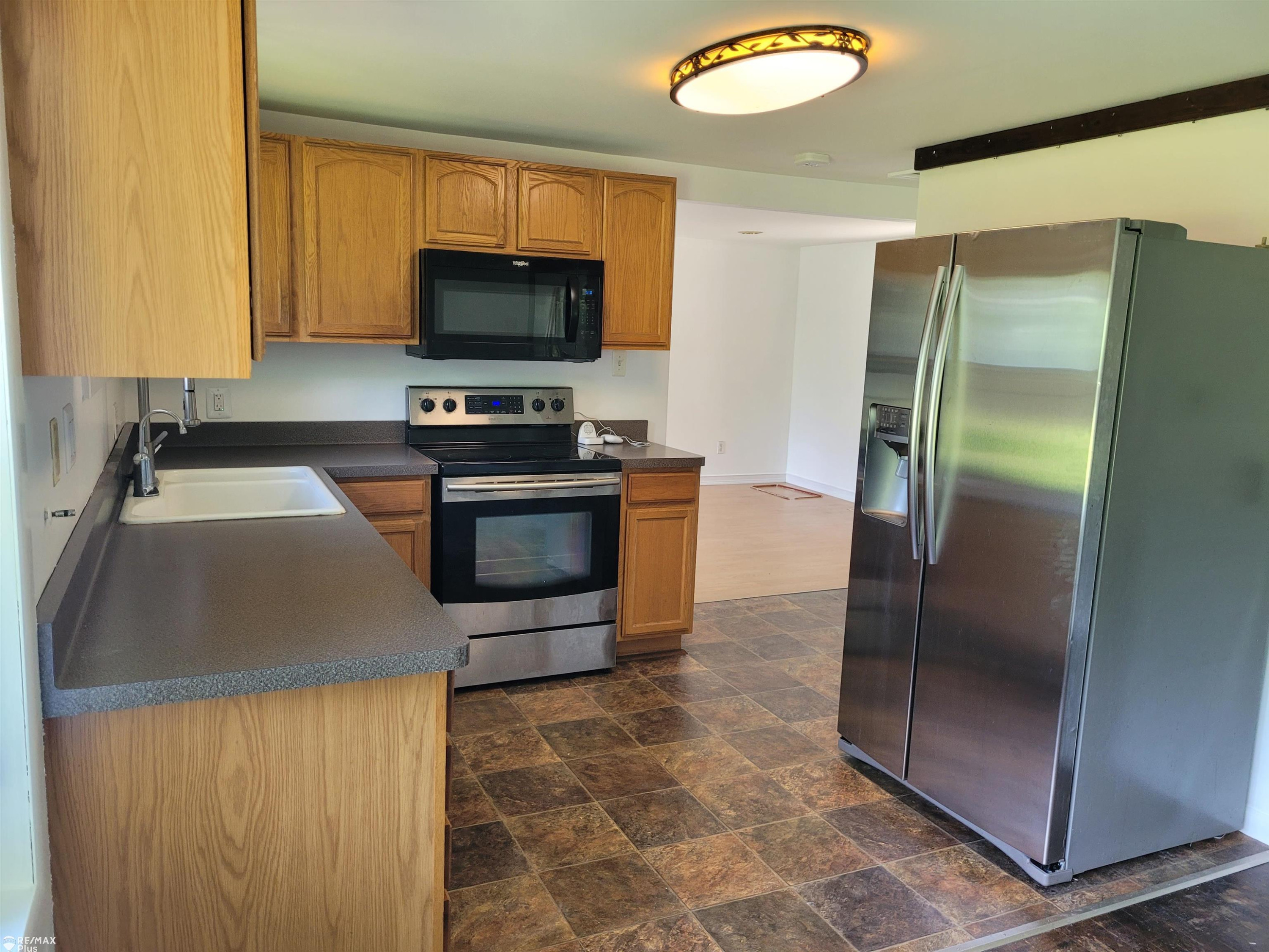 1307 Sharon, Lapeer, MI 48446 — Photo 12