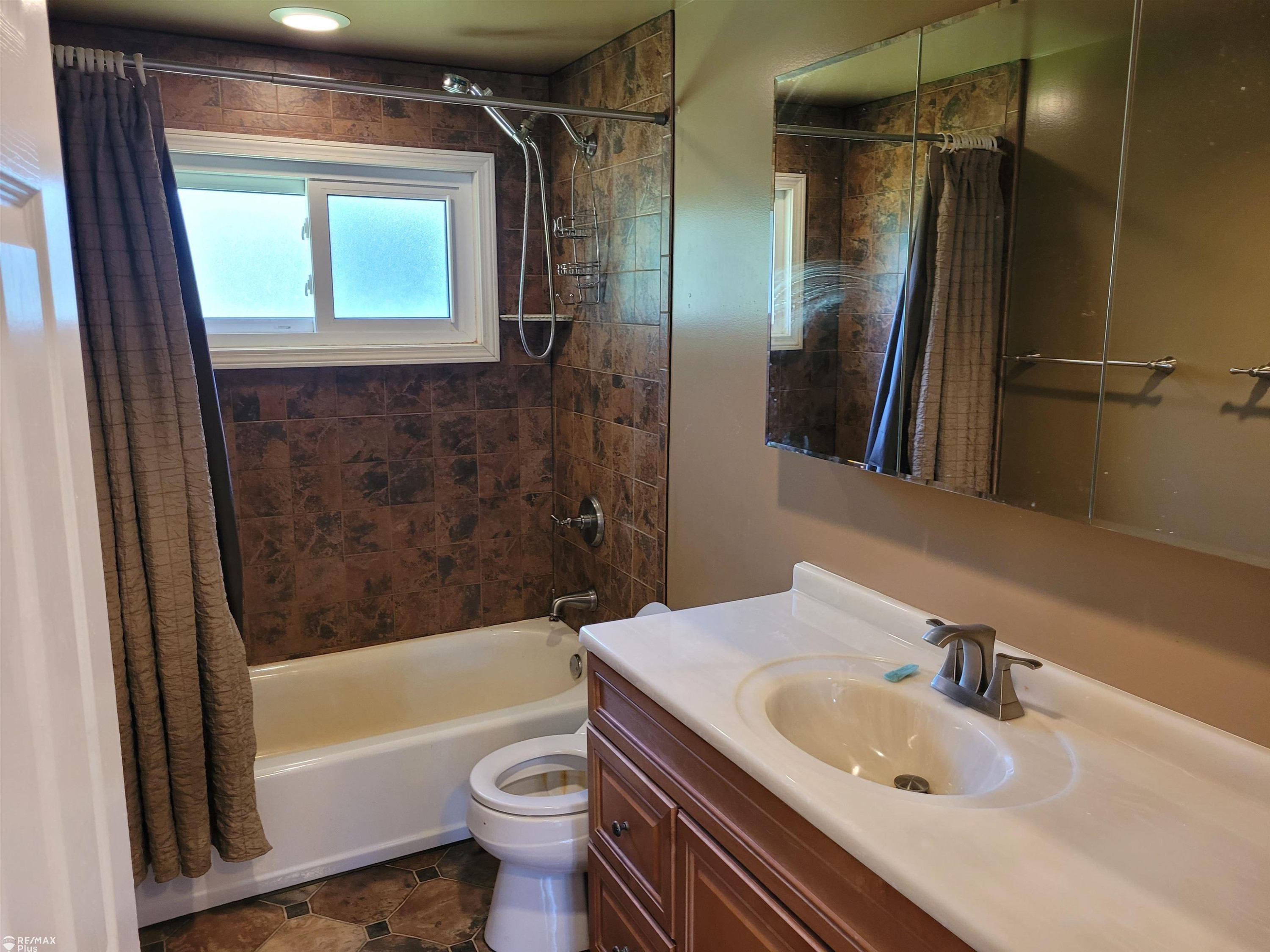 1307 Sharon, Lapeer, MI 48446 — Photo 13