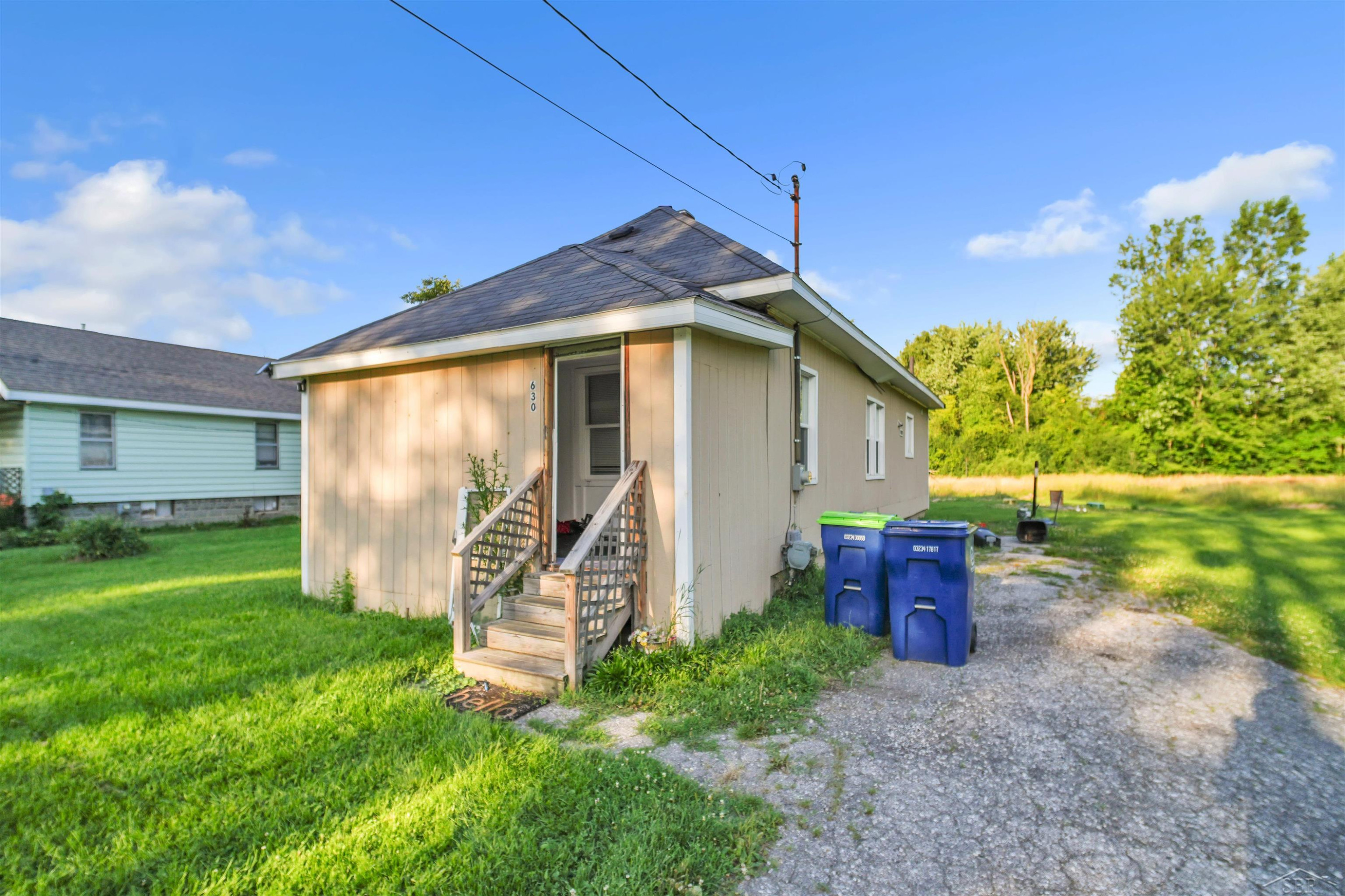 630 N 26TH Street, Saginaw, MI 48601 — front exterior