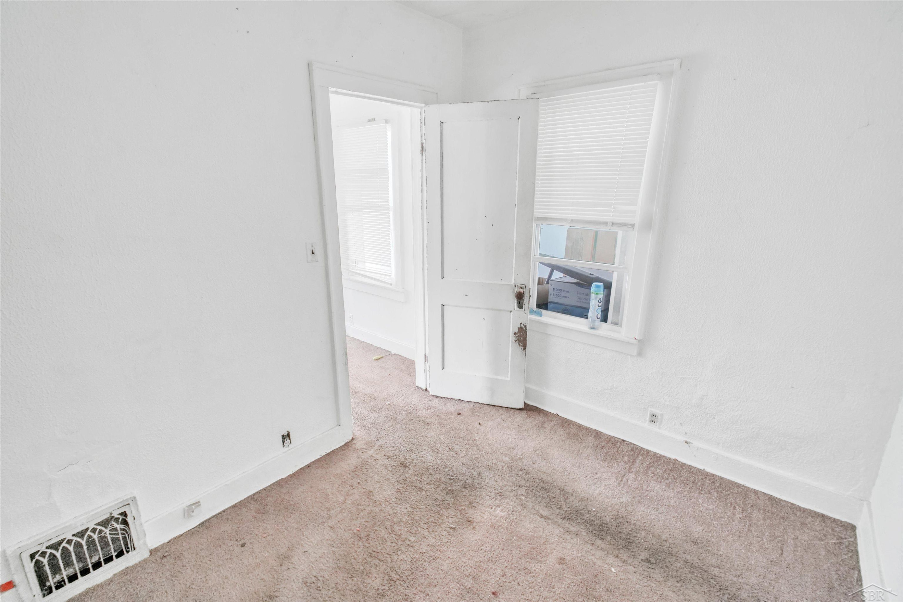 630 N 26TH Street, Saginaw, MI 48601 — Photo 6