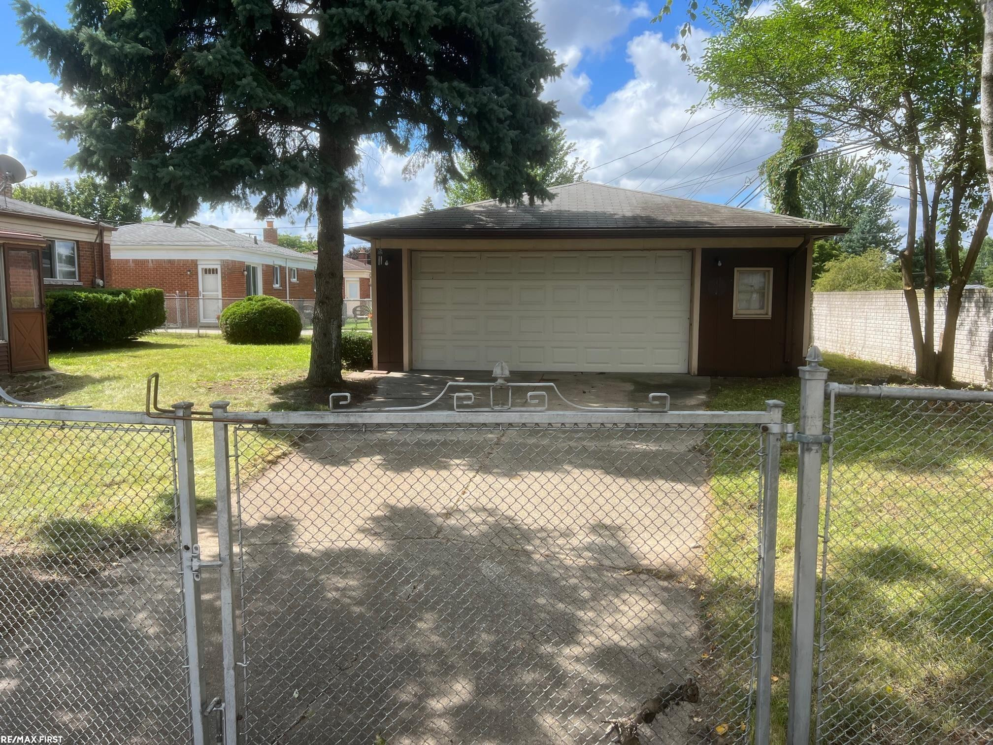 40549 Colony Drive, Sterling Heights, MI 48313 — Photo 3