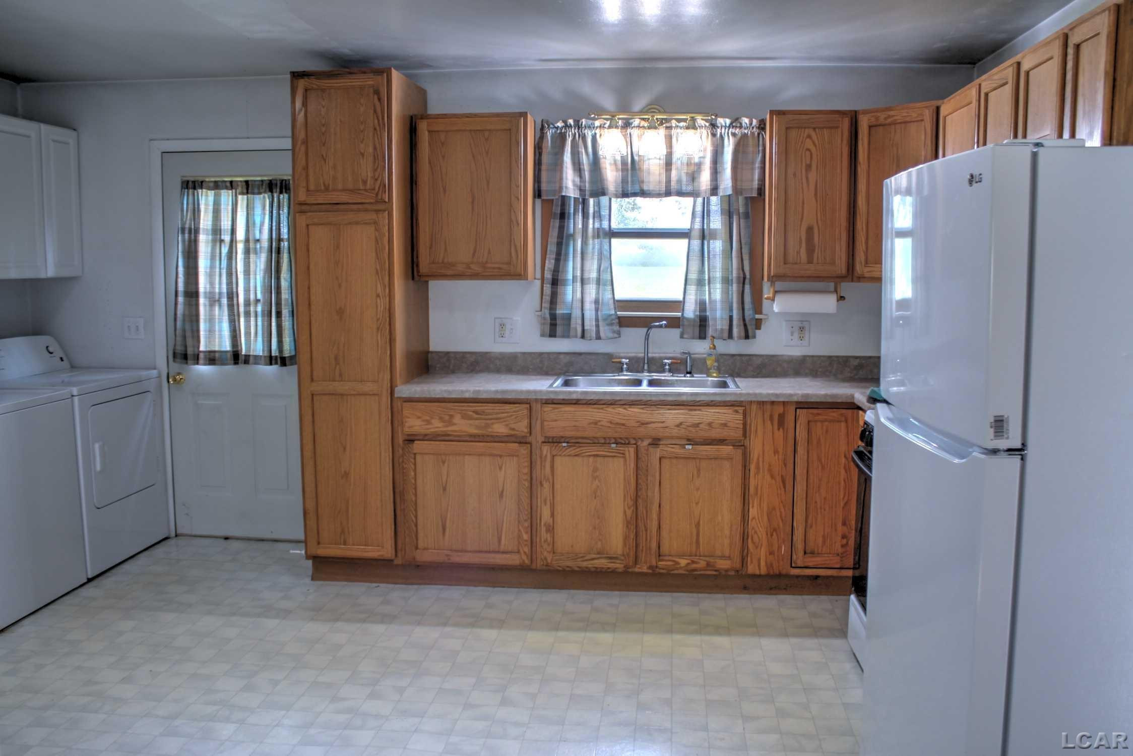 160 10th, Britton, MI 49229 — Photo 7