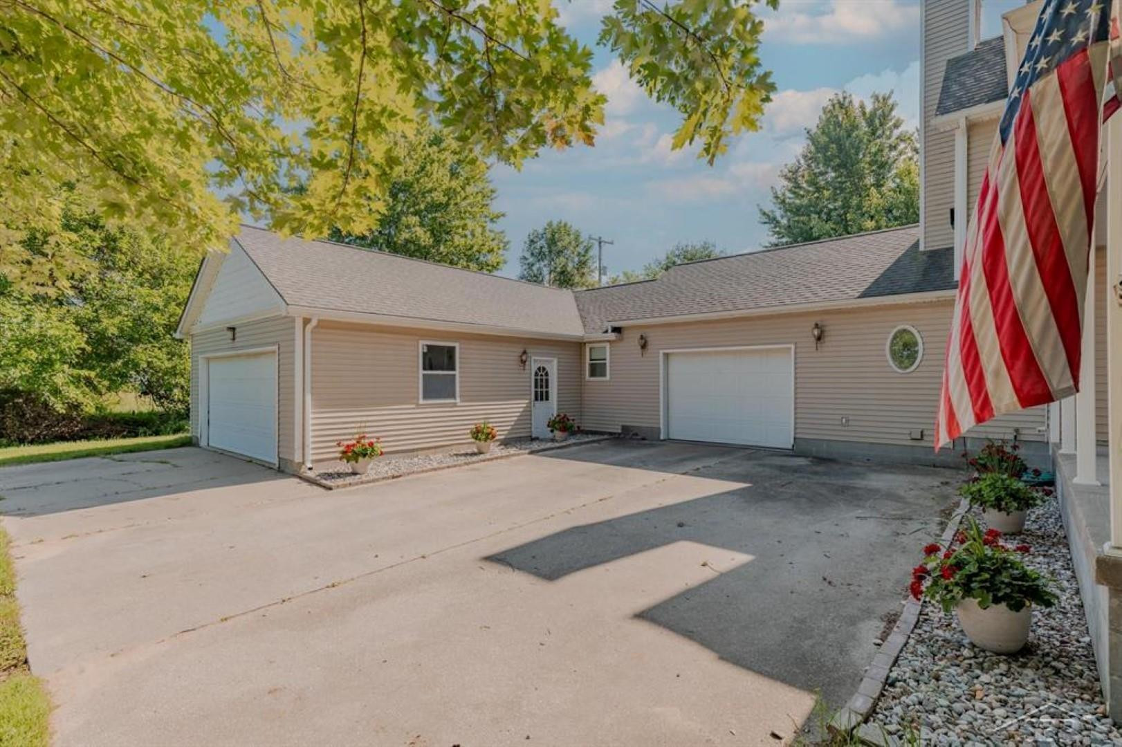 1470 N Meridian Road, Merrill, MI 48637 — Photo 4