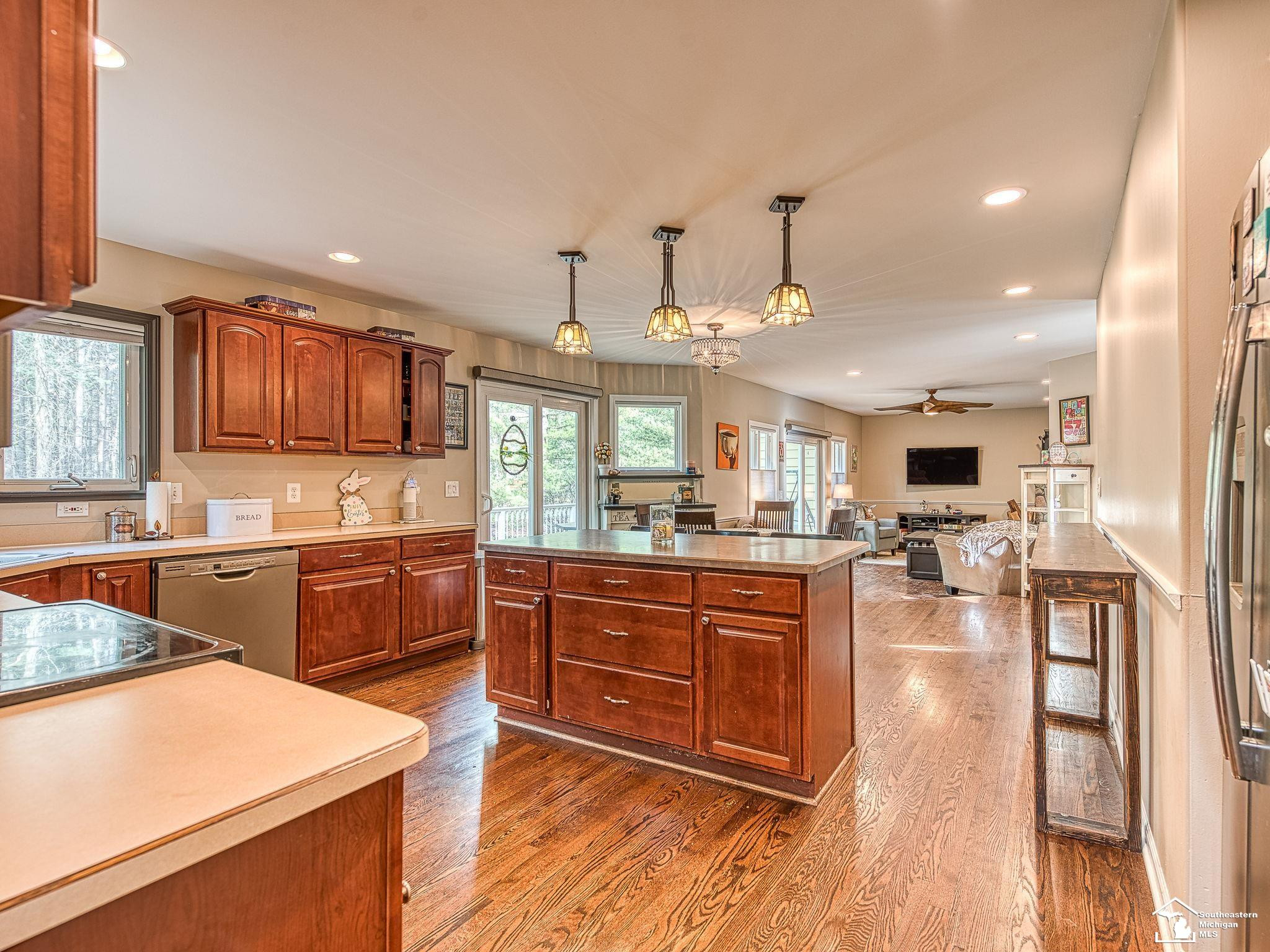 11542 Lancelot, Pinckney, MI 48169 — Photo 14