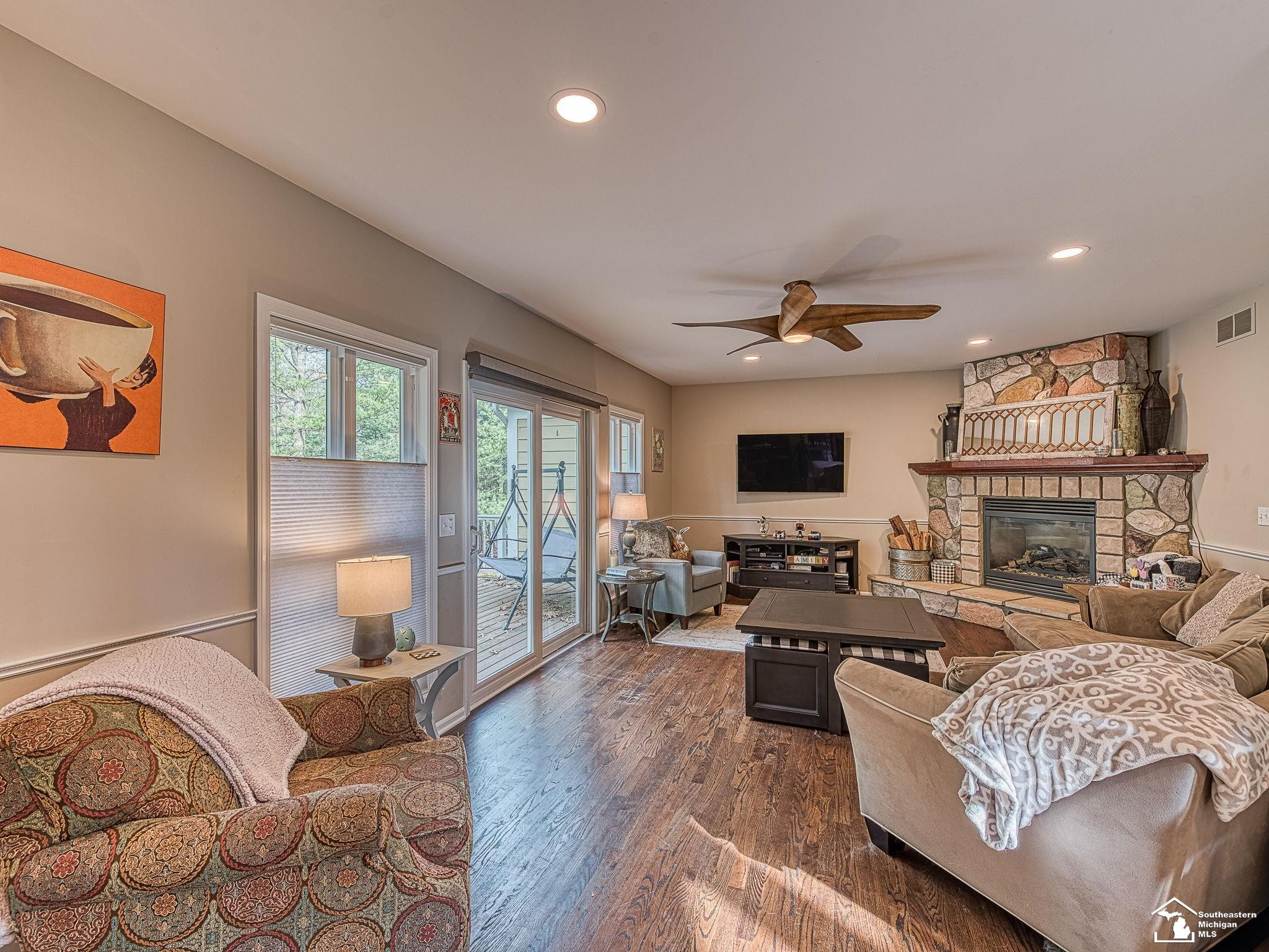11542 Lancelot, Pinckney, MI 48169 — Photo 18