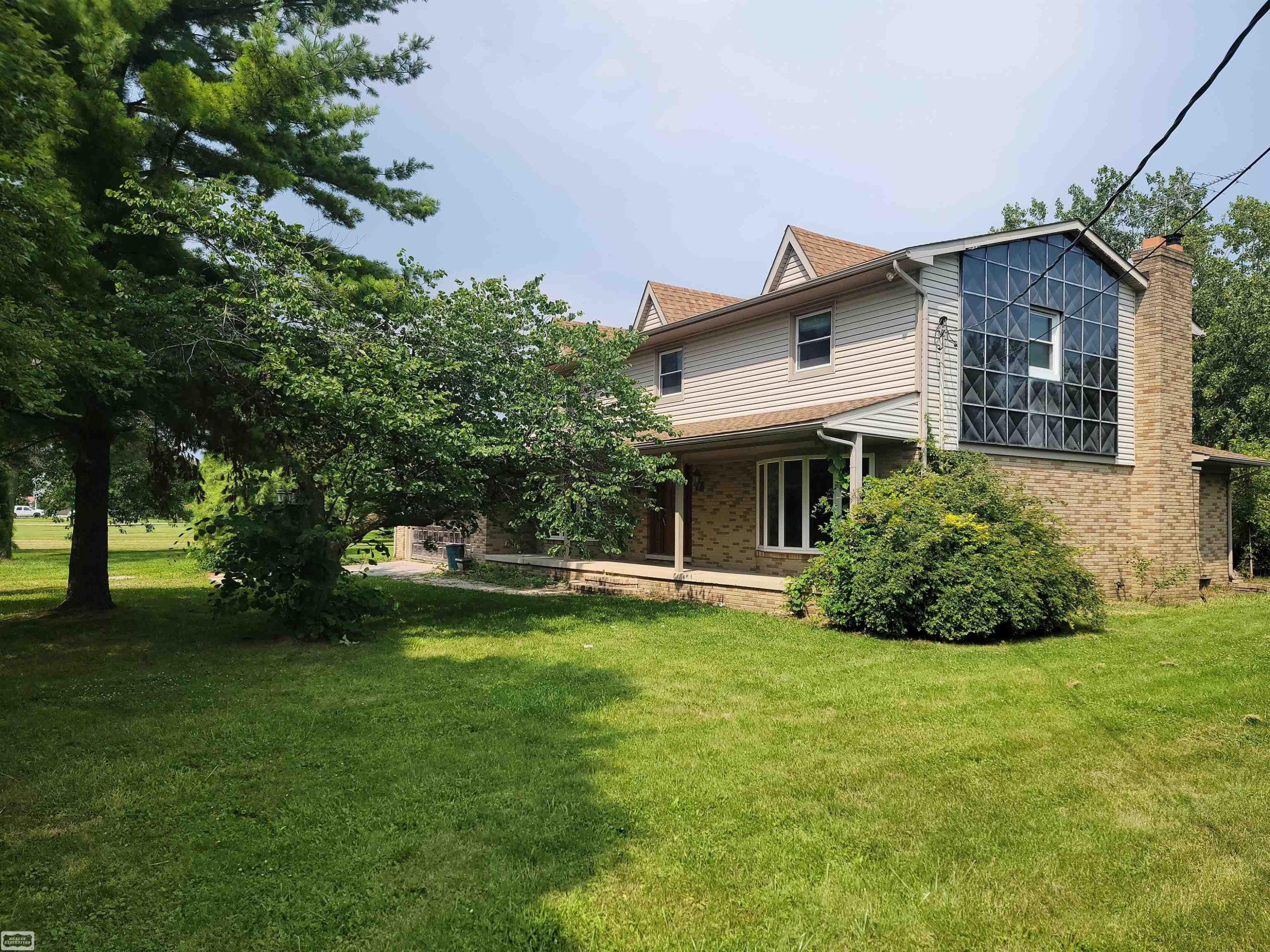 1040 Miller Road, MI — Photo 3