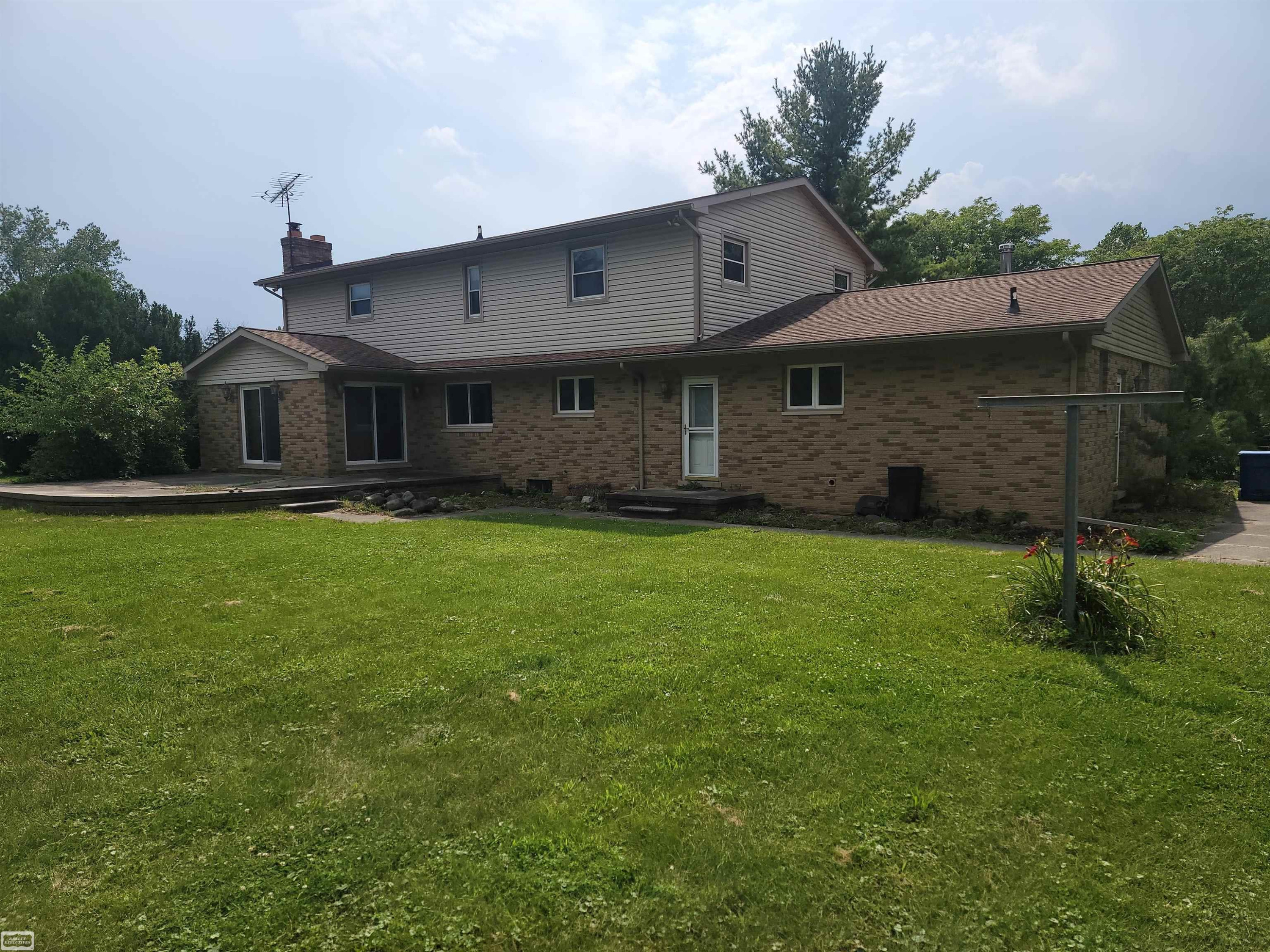 1040 Miller Road, MI — Photo 10
