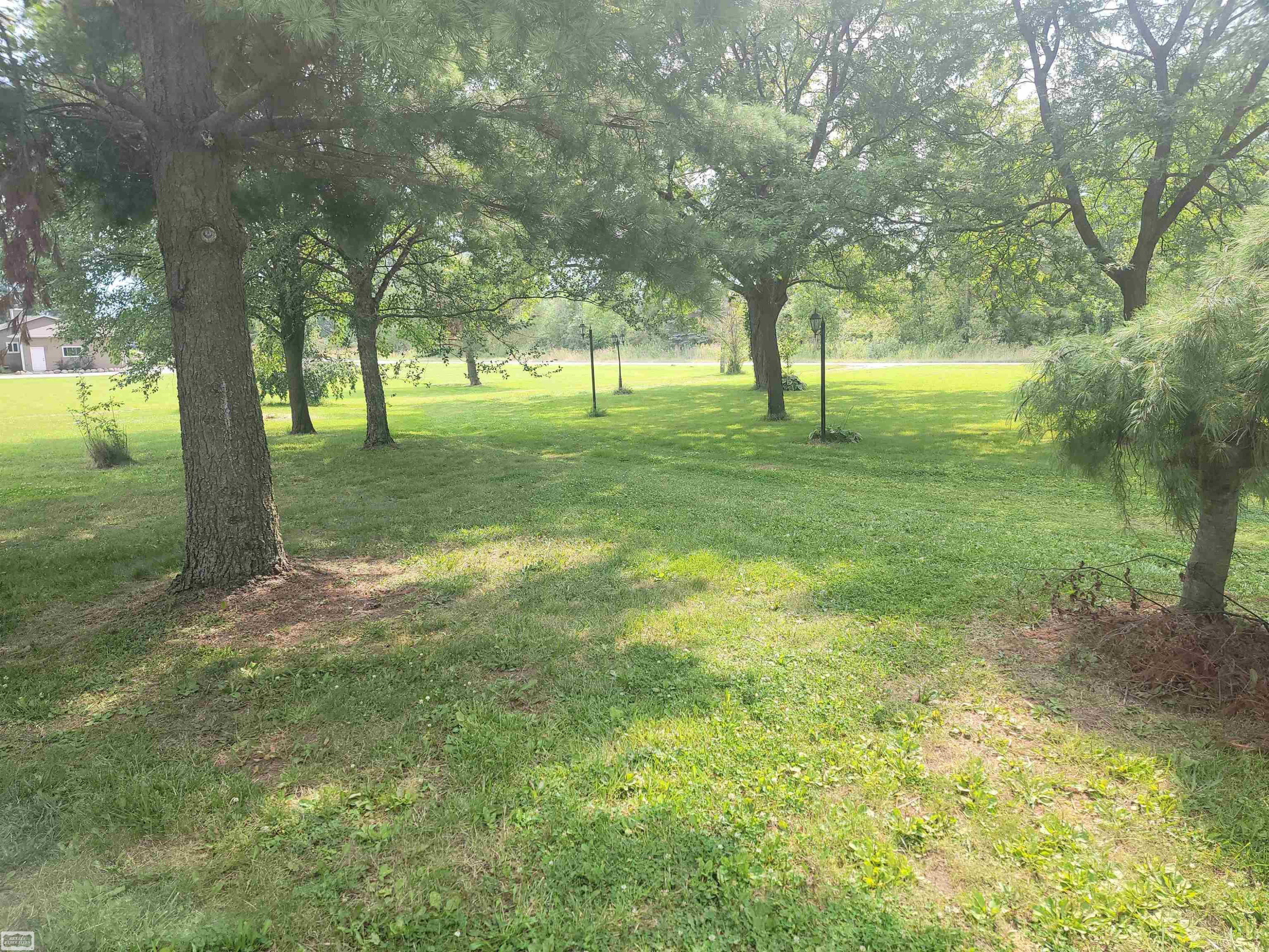 1040 Miller Road, MI — Photo 17