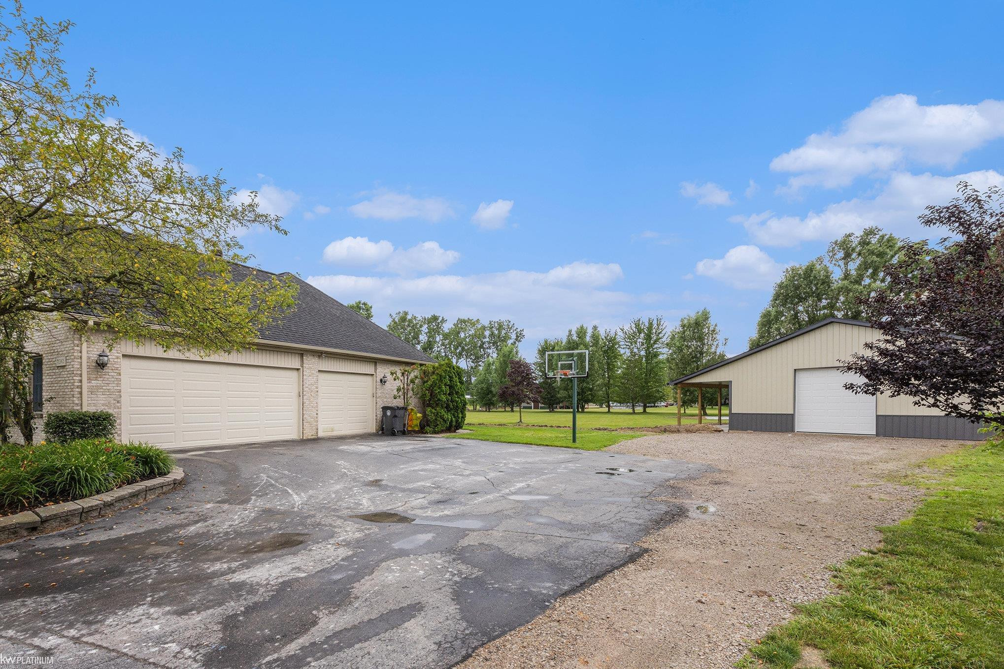 71343 Lucille Drive, MI 48062 — Photo 2
