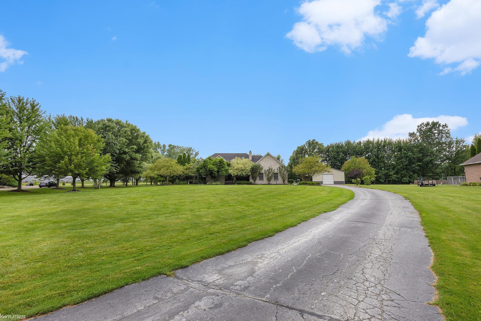 71343 Lucille Drive, MI 48062 — Photo 33